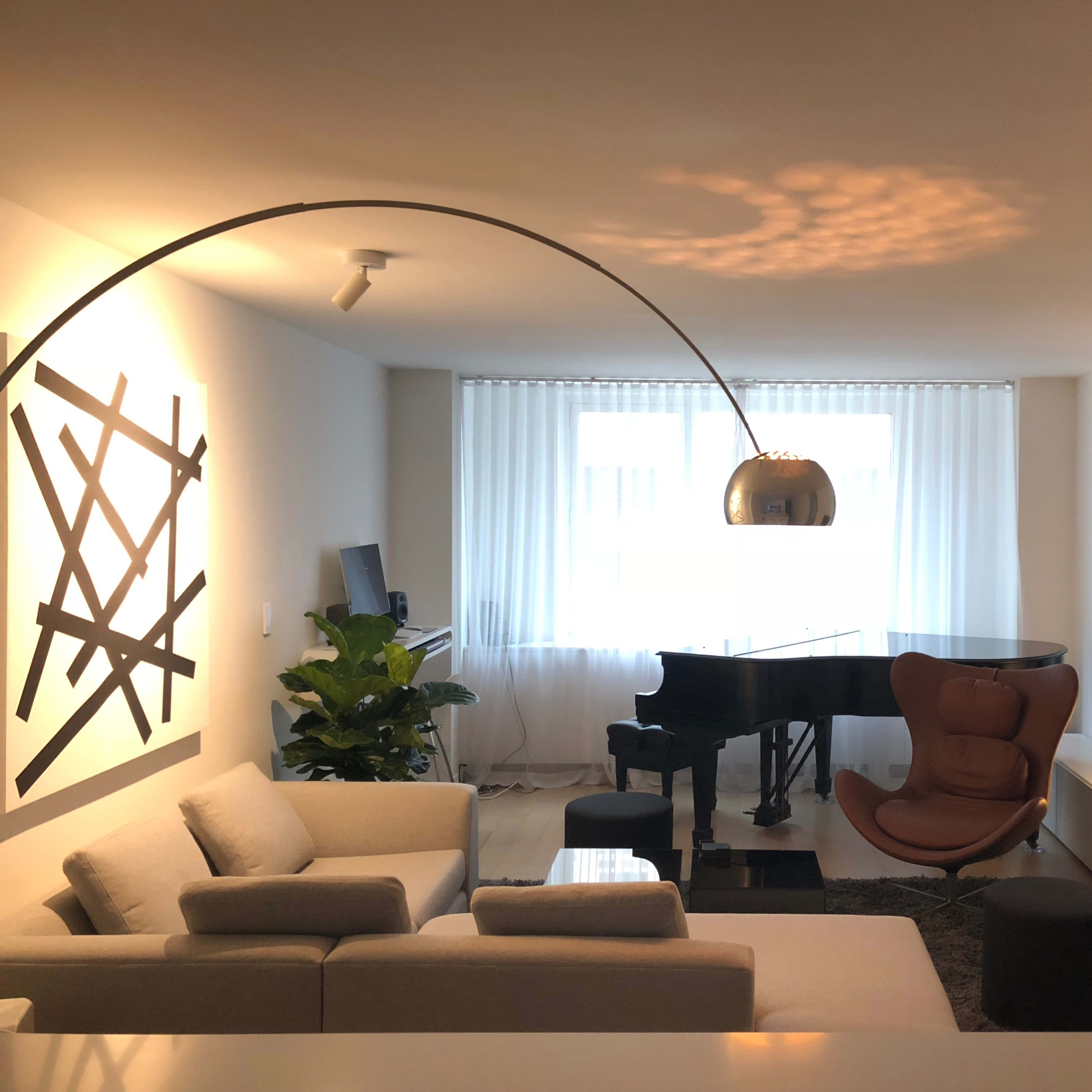 Steinway Grand Piano In Modern Luxury Midtown Apartment Image in Midtown Manhattan, New York, NY