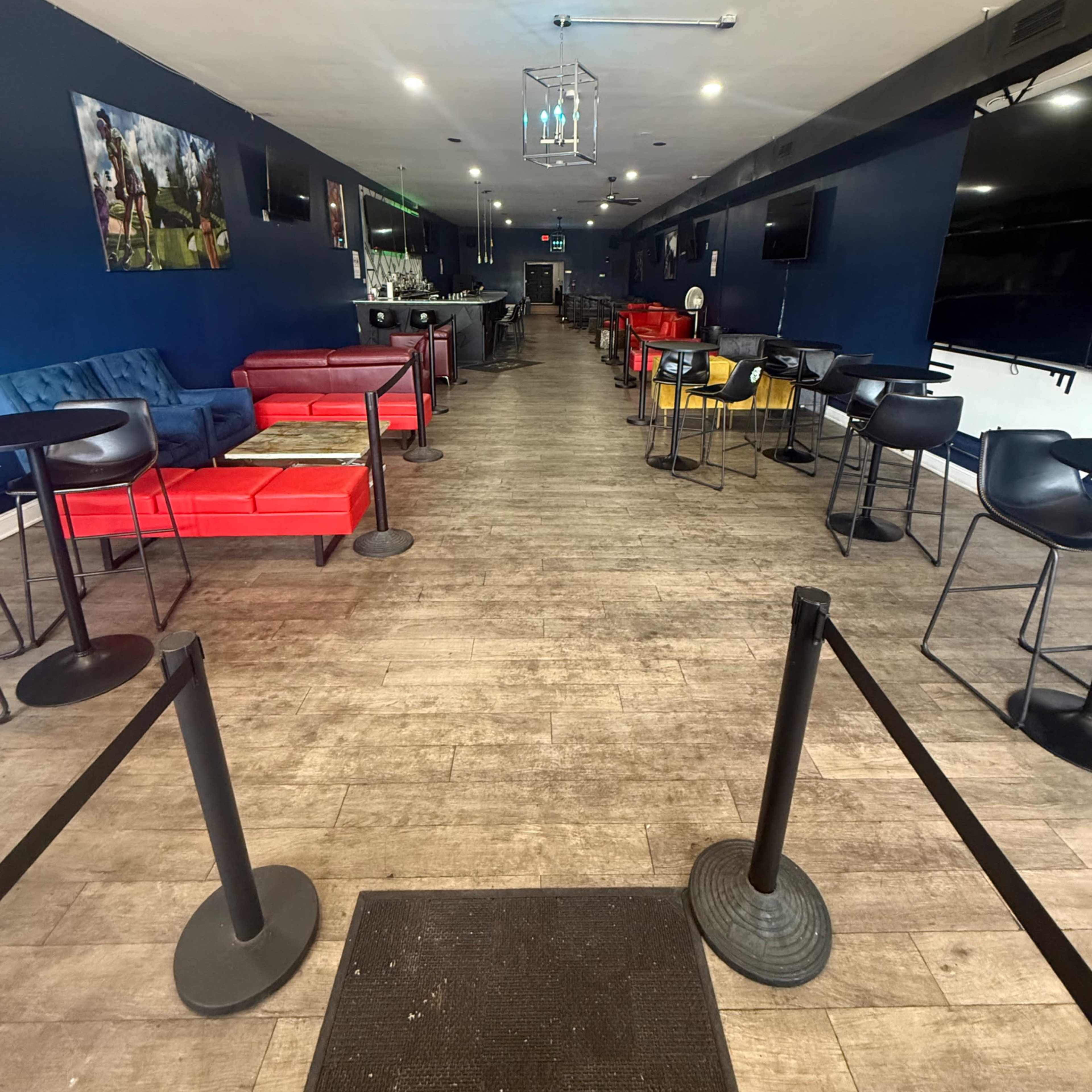Indulche Sports Bar & Lounge Image in Gastonia, Gastonia, NC