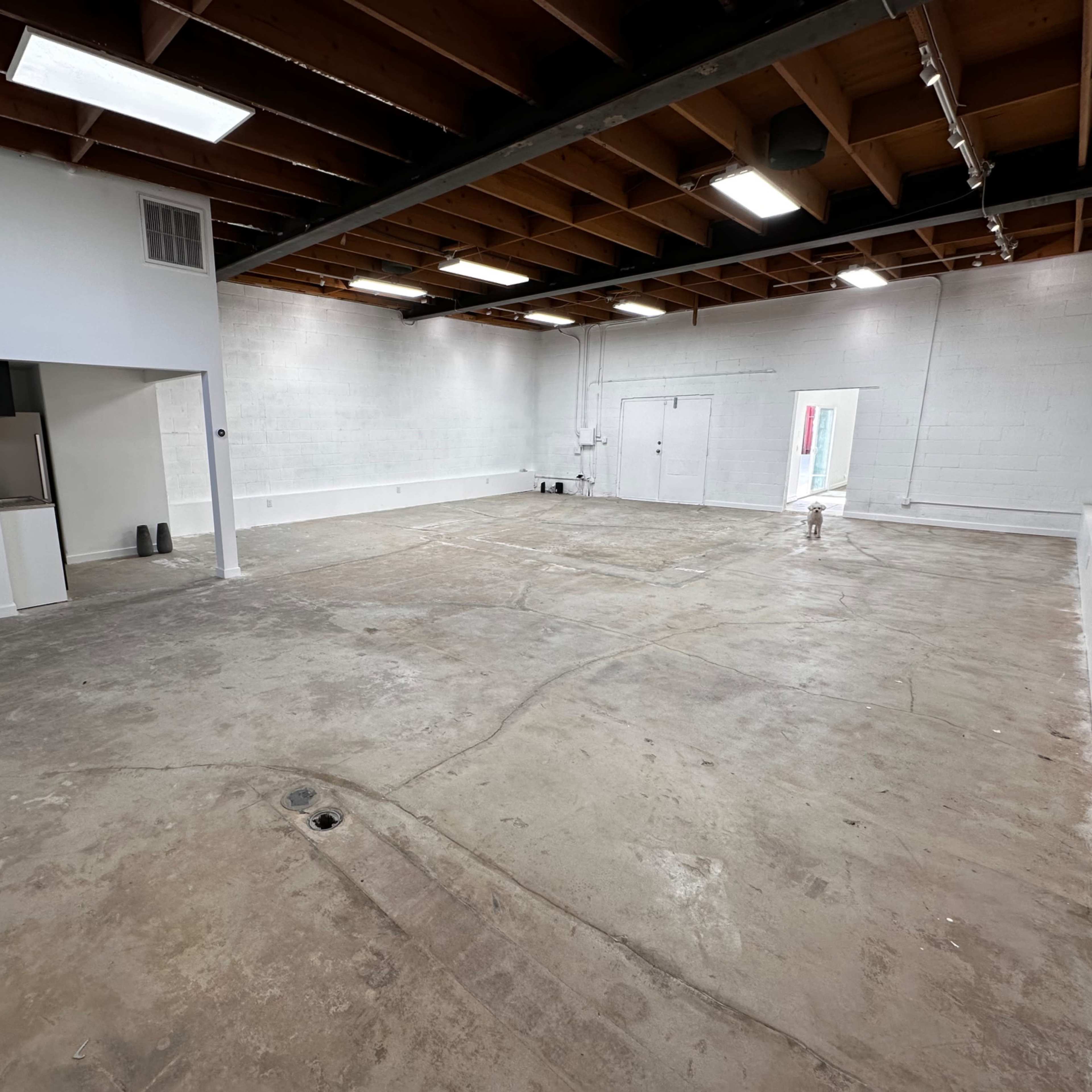 Art and entertainment studio Image in Central LA, Los Angeles, CA