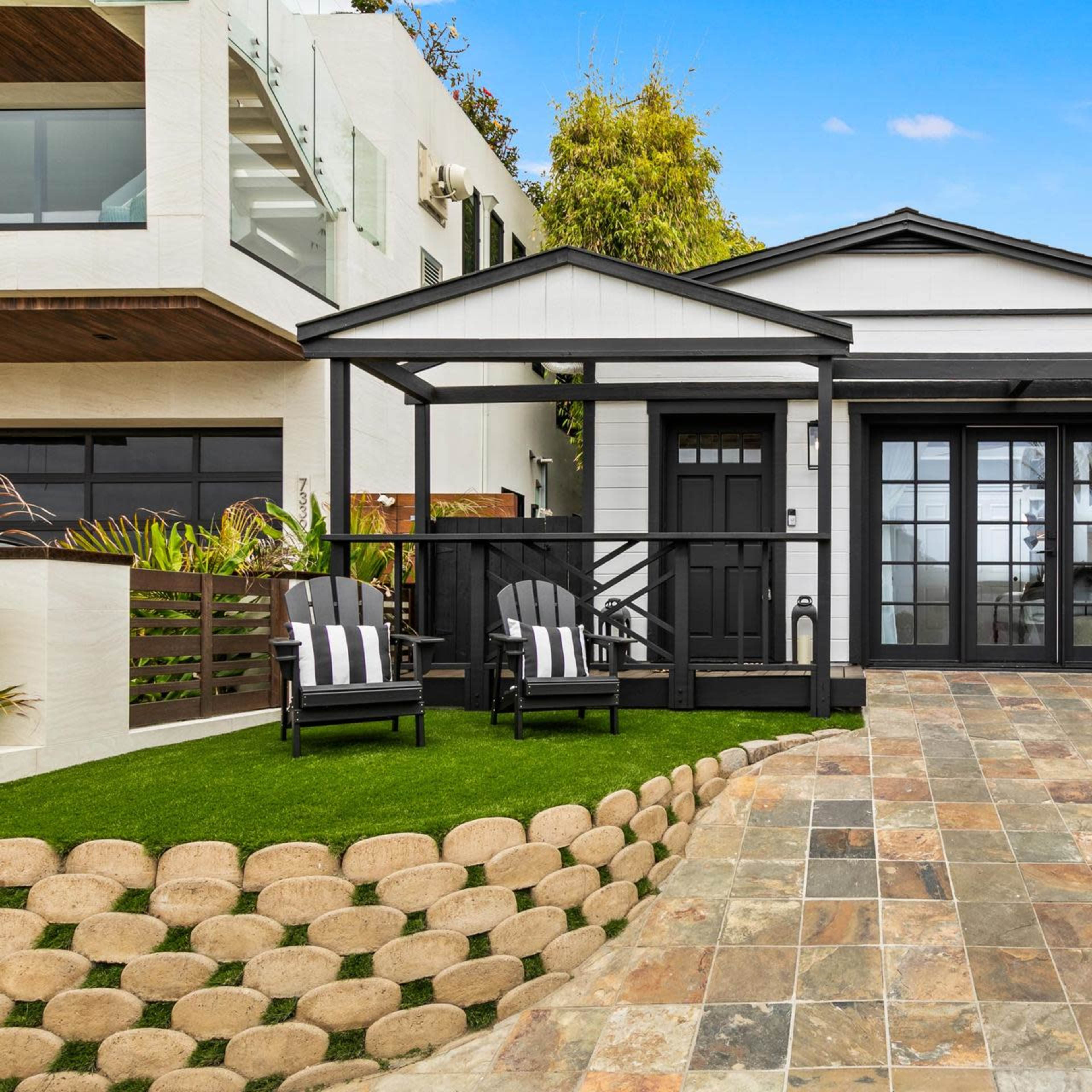 Little Beach House Image in La Jolla, San Diego, CA
