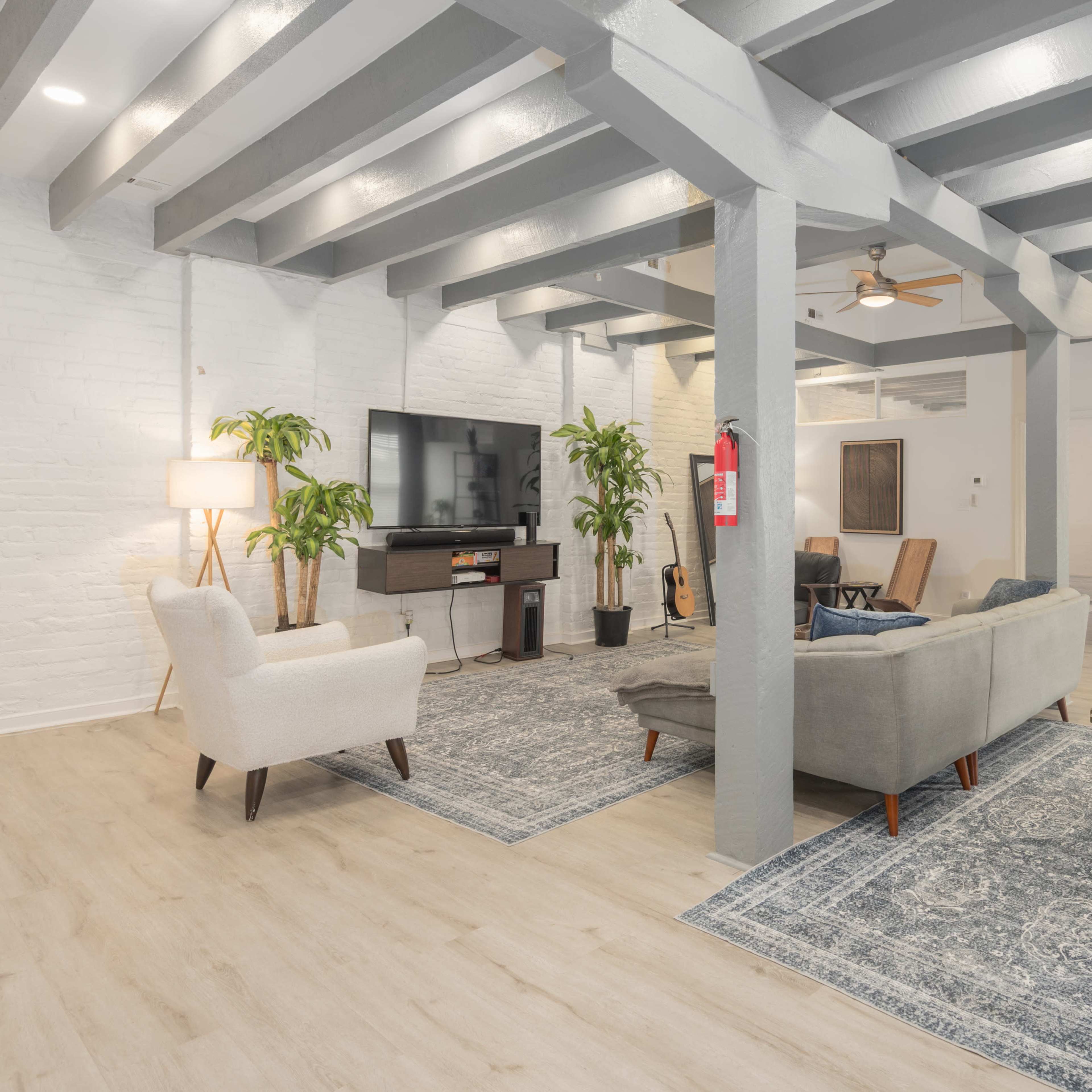 Apartment Meeting/Event Space Image in Downtown, Richmond, VA