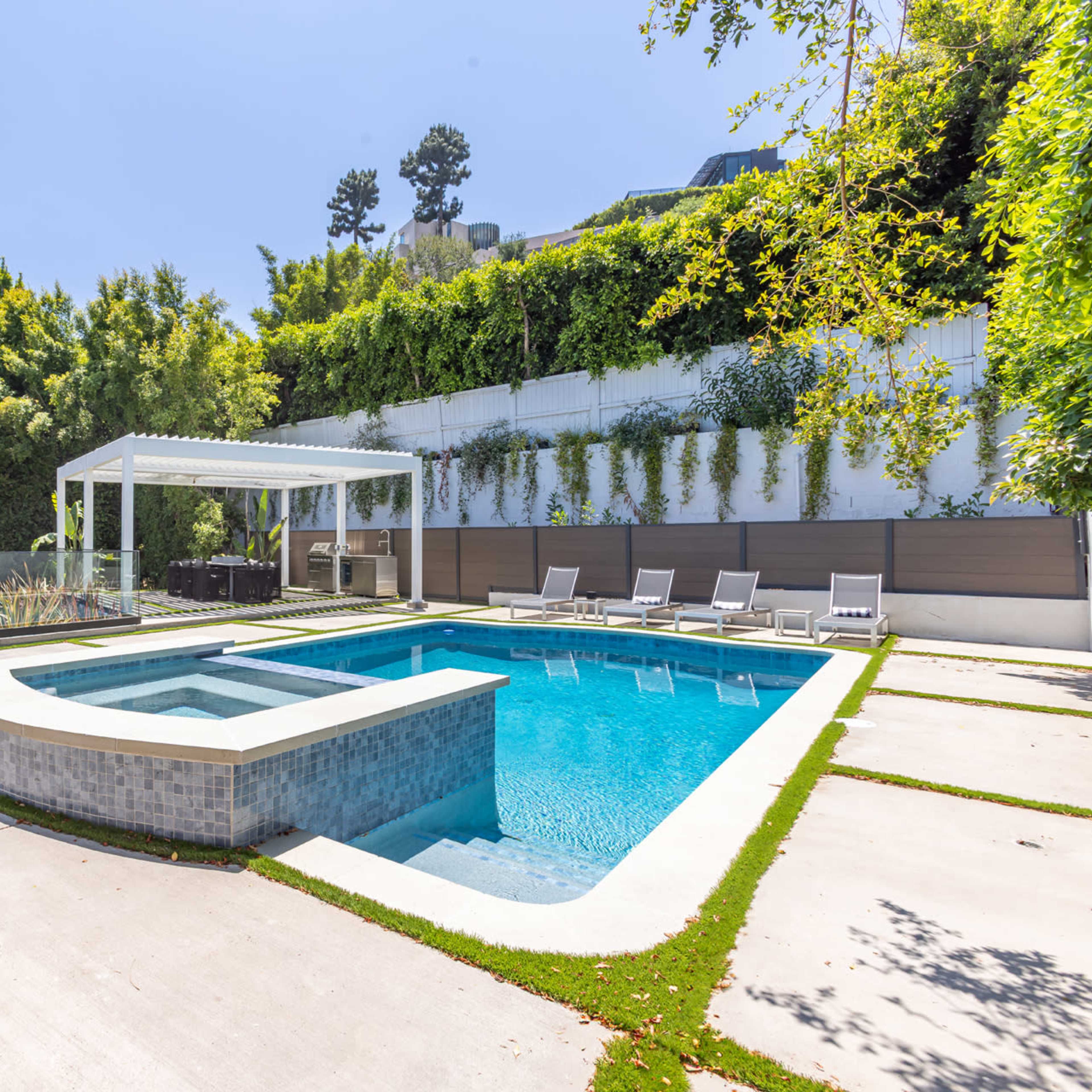 Oraklus Rental Properties Image in Central LA, Los Angeles, CA