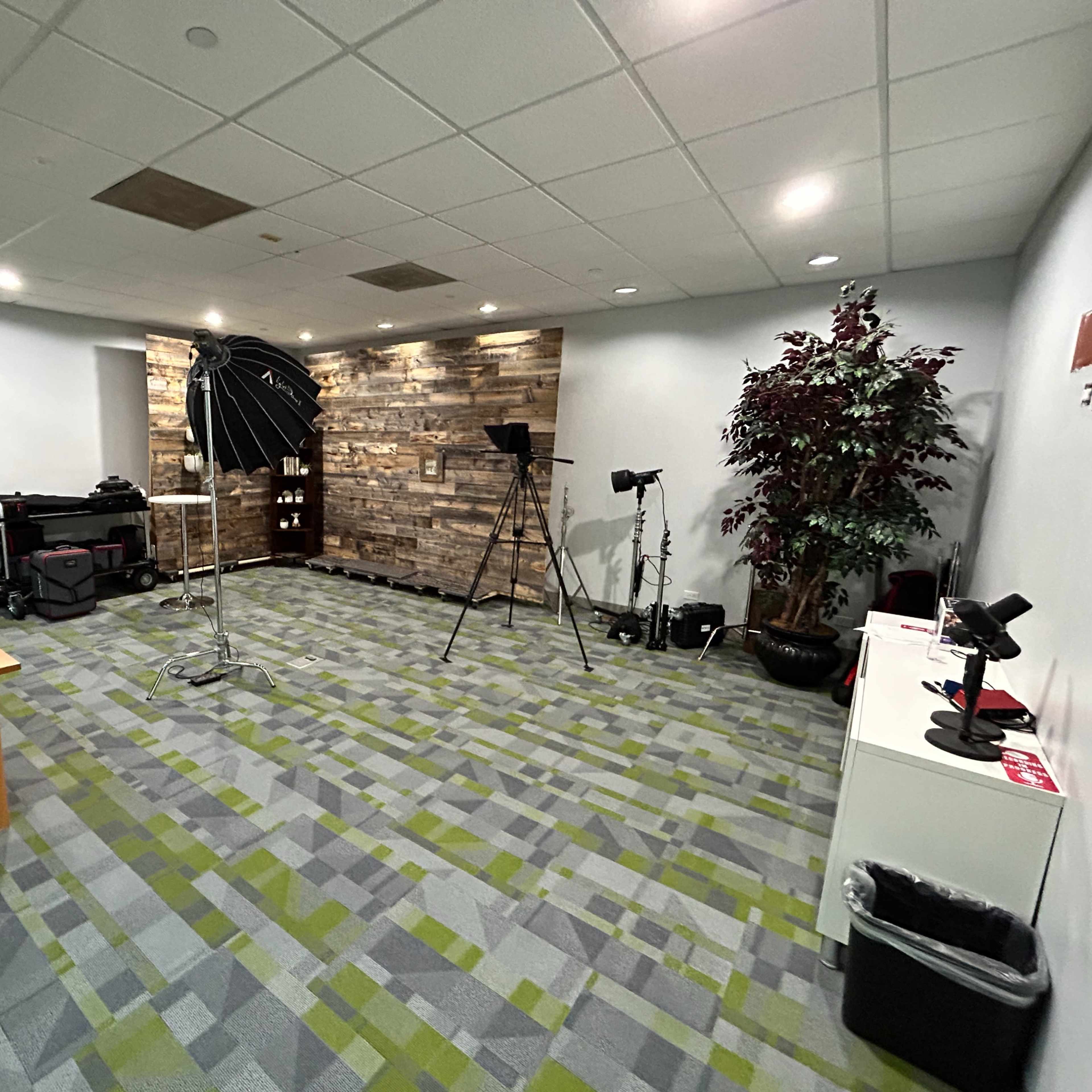 Naperville Photo/Video Studio Image in Naperville Park District, Naperville, IL