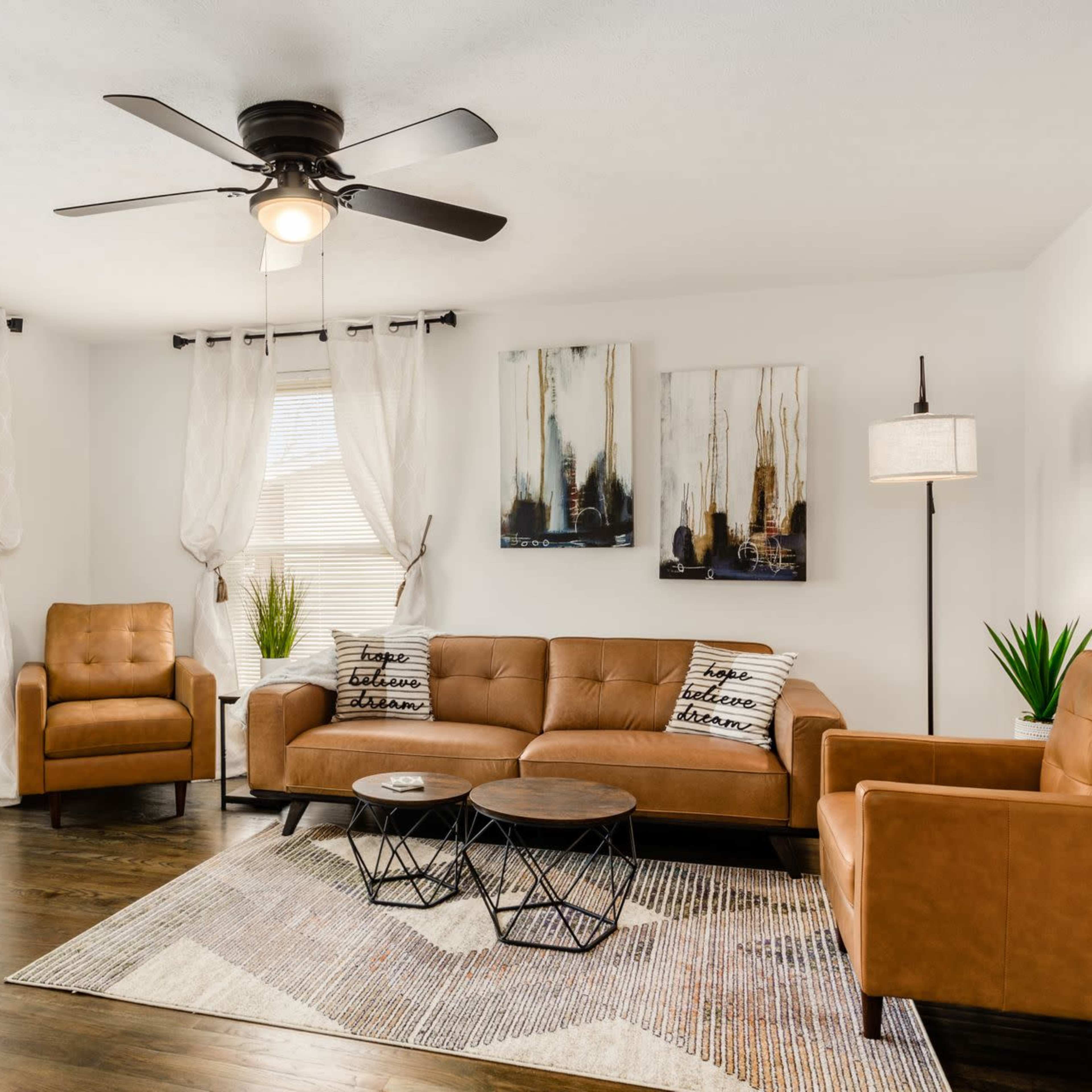 Beautifully Styled Relaxing 3 Bedroom Home with Deck and Hot Tub Image in Linwood, Columbus, OH