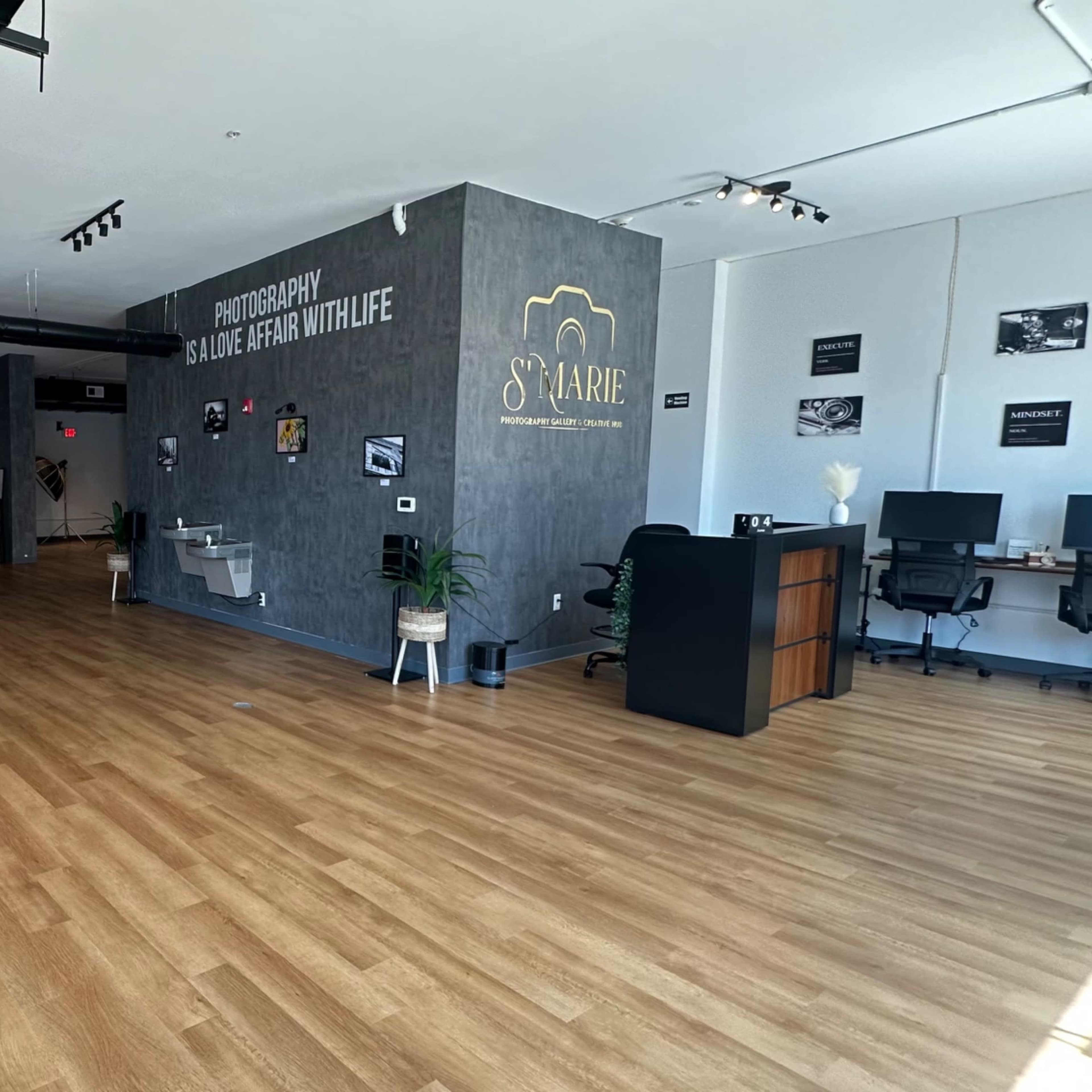 S’Marie Photography Gallery/Creative Hub Image in Washington Square, Syracuse, NY