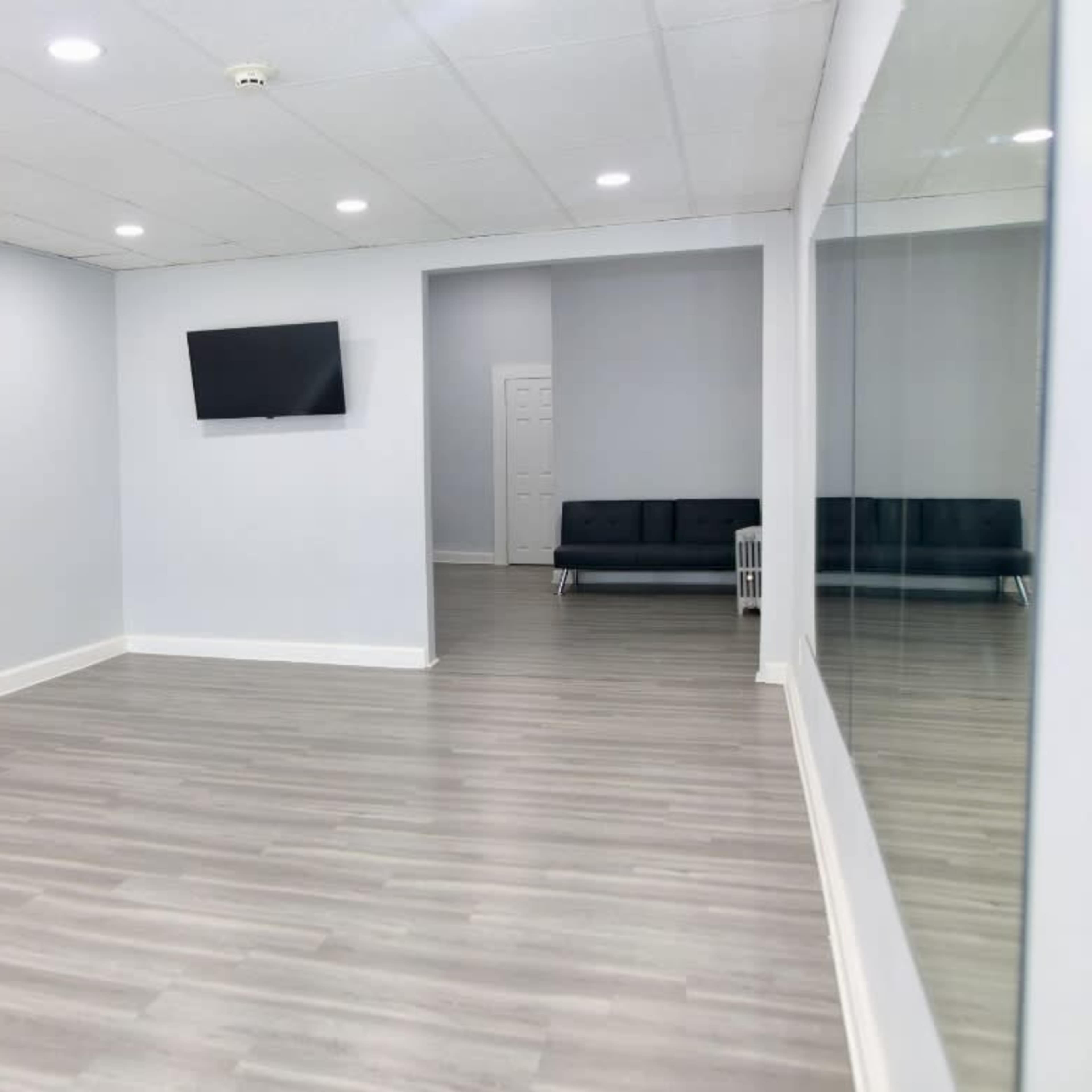 Multipurpose Creative Arts Studio Image in Belleville, Belleville, NJ