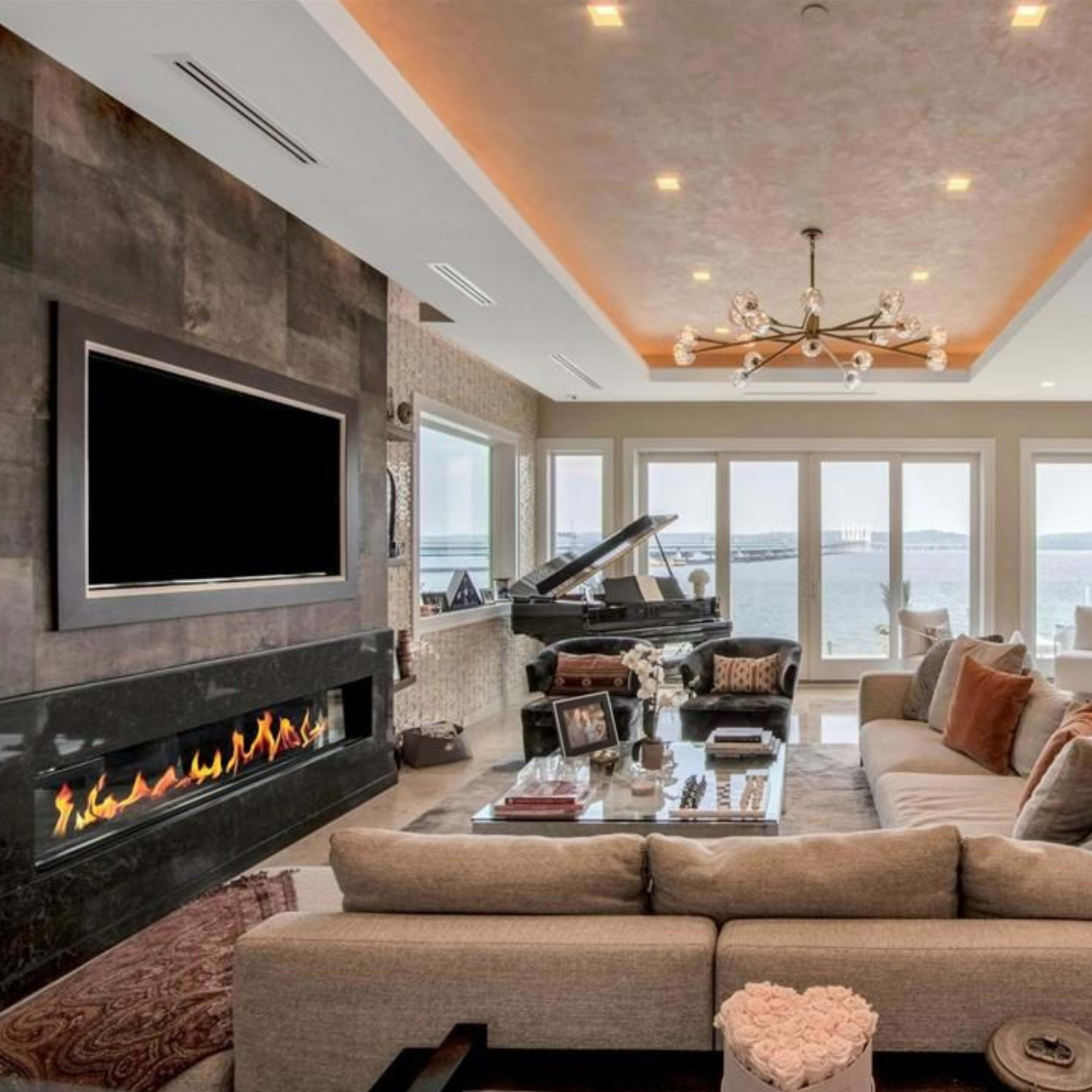 Luxury on the Waterfront Image in Orangetown, Grand View-on-Hudson, NY