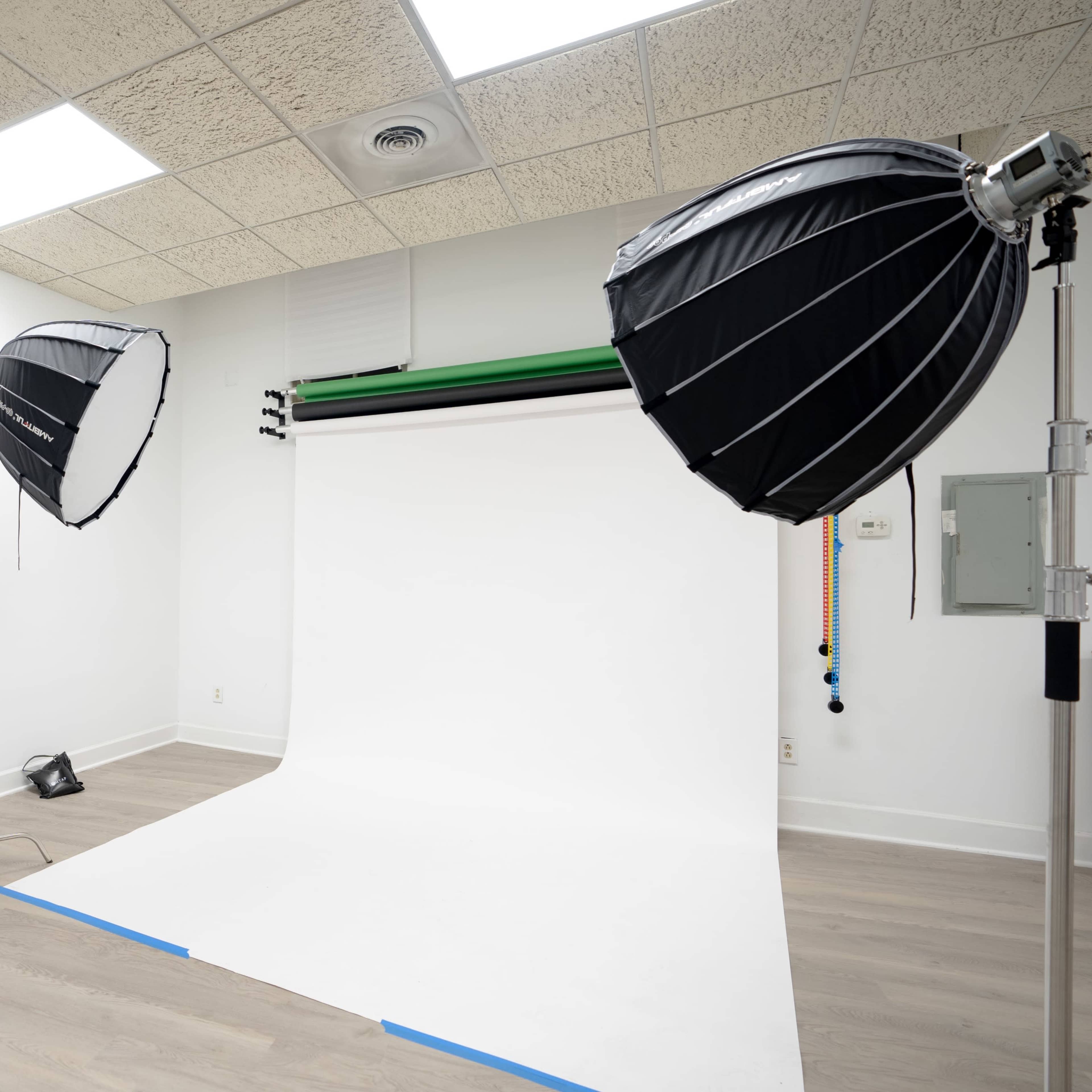 Content Studio in Prime Location - for Podcasters, Photographers, Videographers, and Content Creators Image in Burlington, Burlington, NJ
