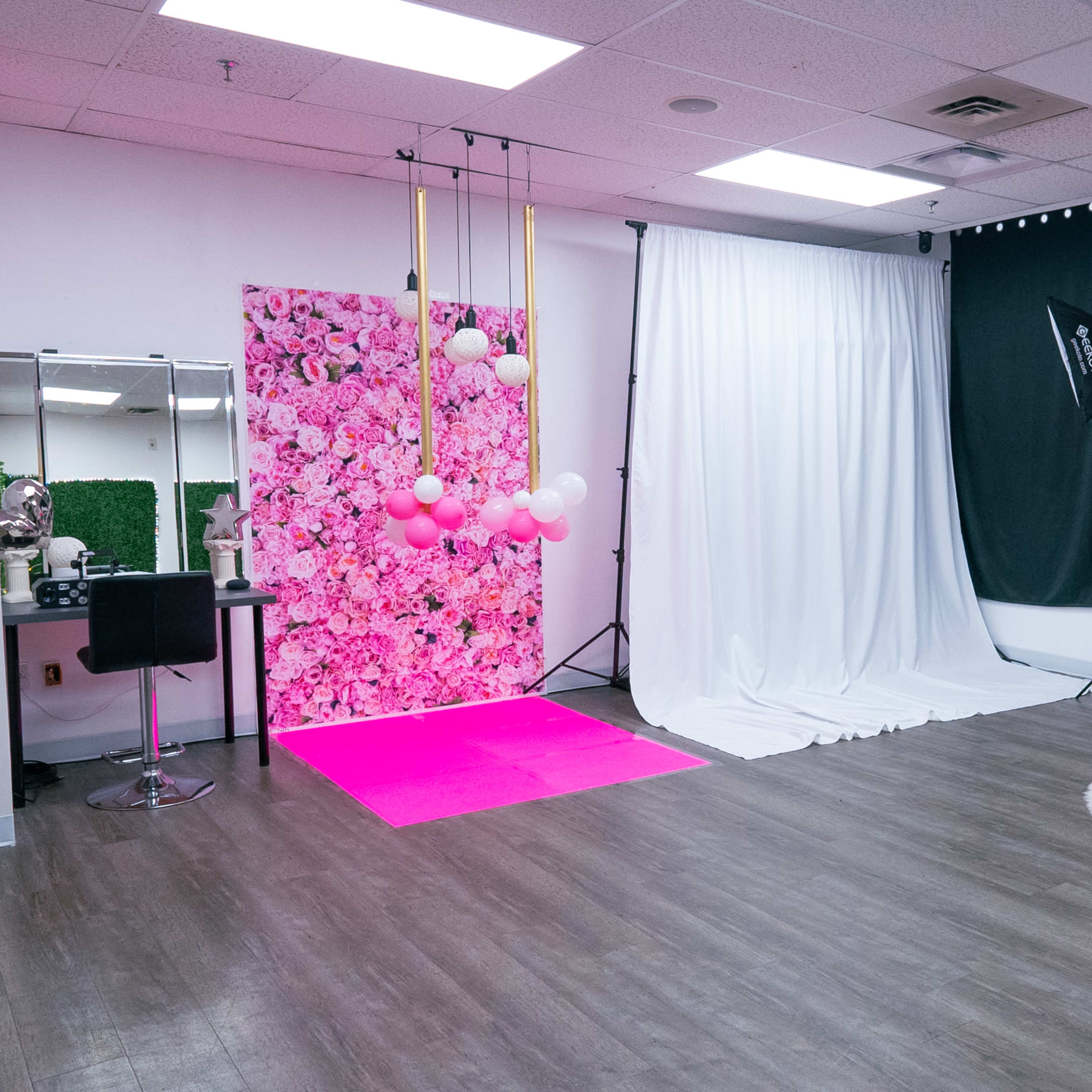 Media Productions, Private Experiences,  Exclusive Launches & Business Functions Image in Toronto, Toronto, ON