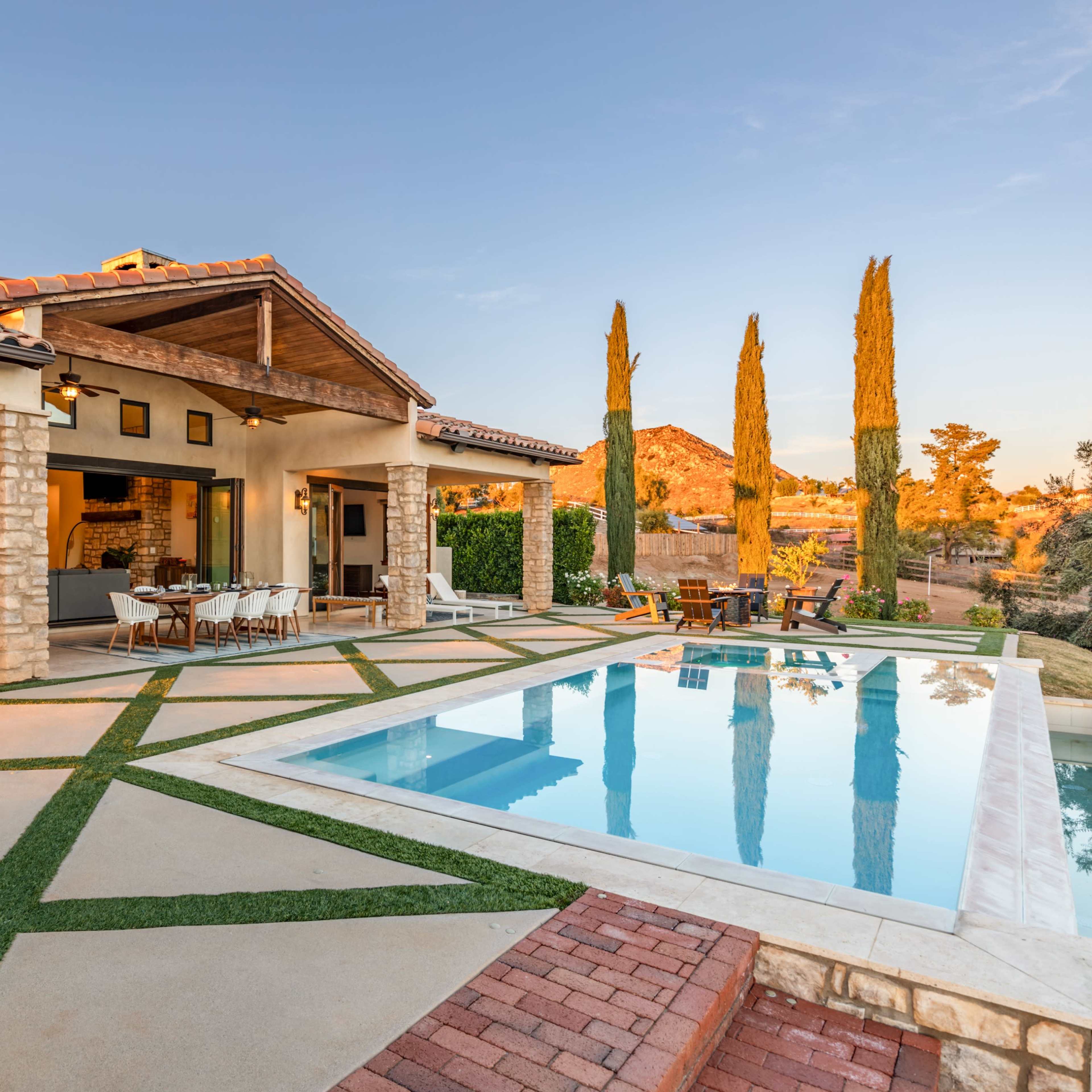 Villa de la Sky Ranch | Sprawling Tuscan Villa in Wine Country Image in , Temecula, CA