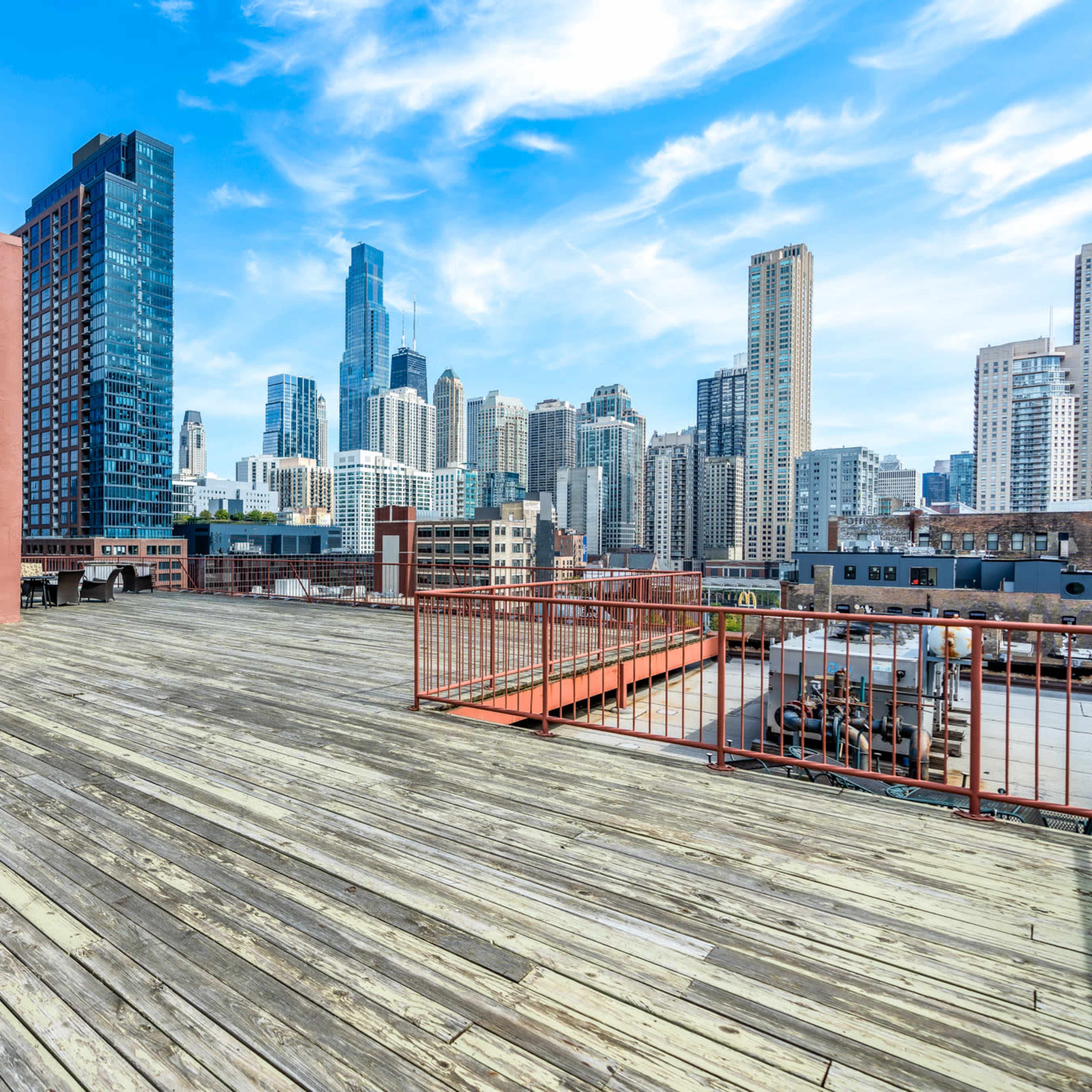 Breathtaking Skyline Rooftop in River North Image in Near North Side, Chicago, IL
