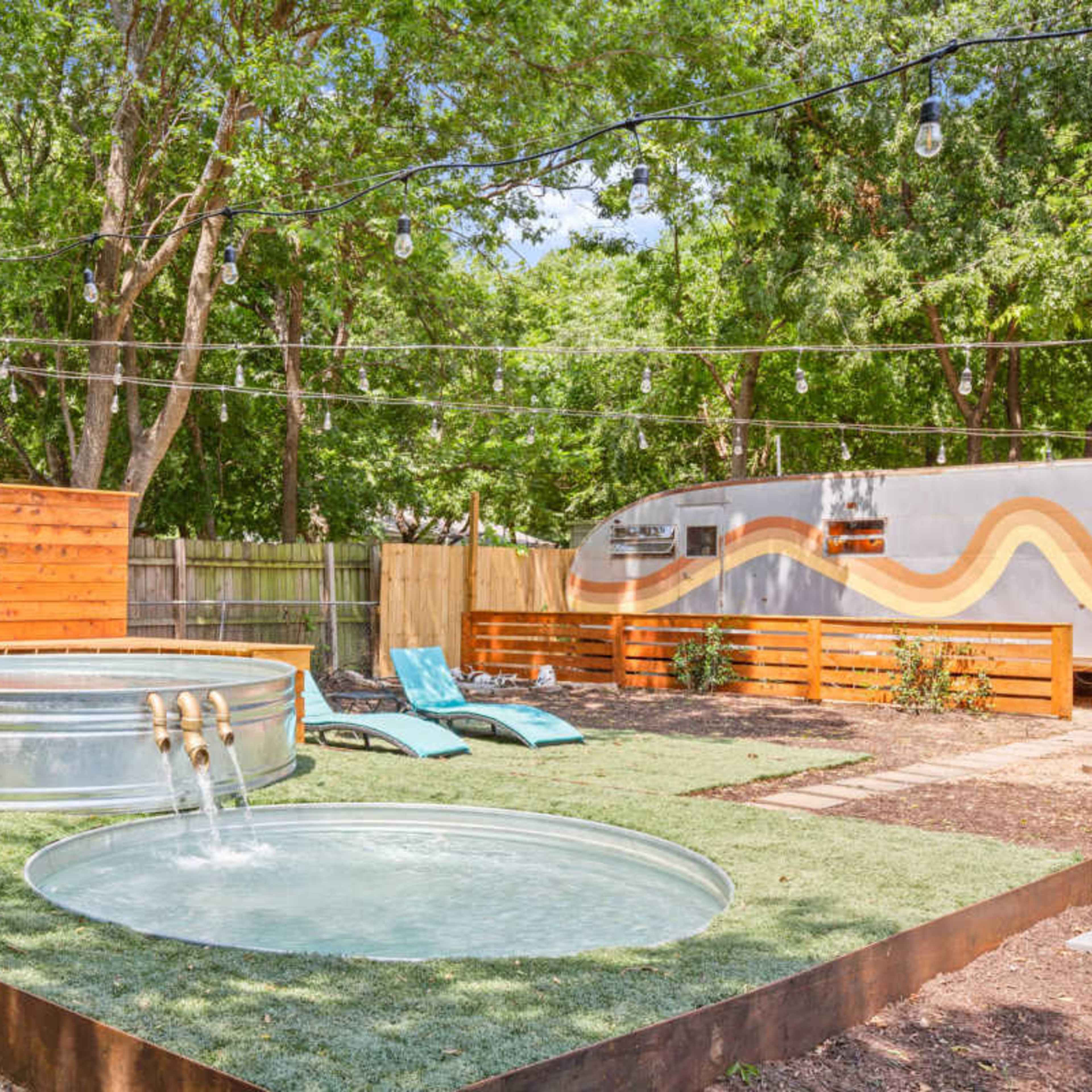Studio Space - Huge Backyard - Authentically Austin Image in West Congress, Austin, TX