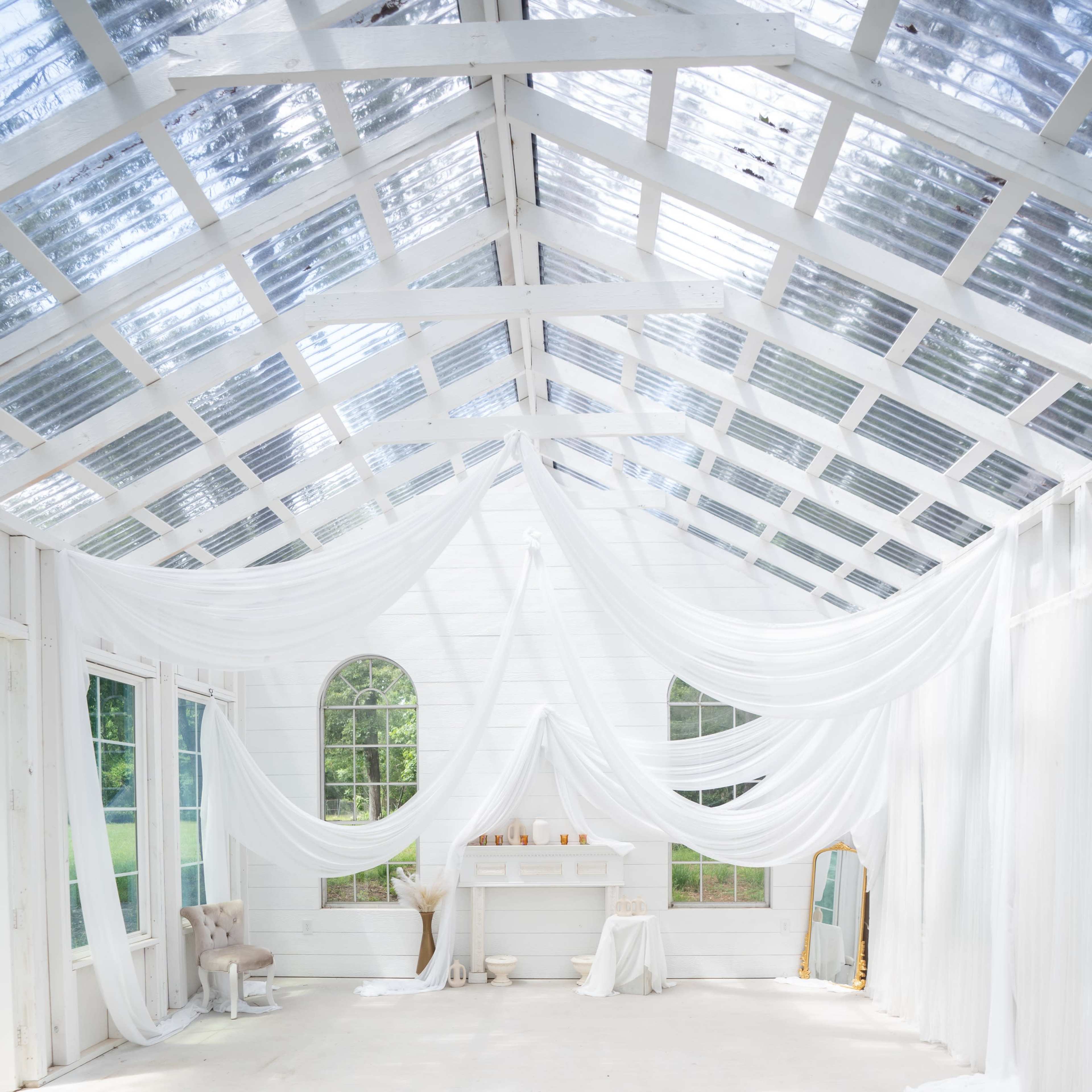 Natural Lighting Outdoor Greenhouse Image in , Montgomery, TX