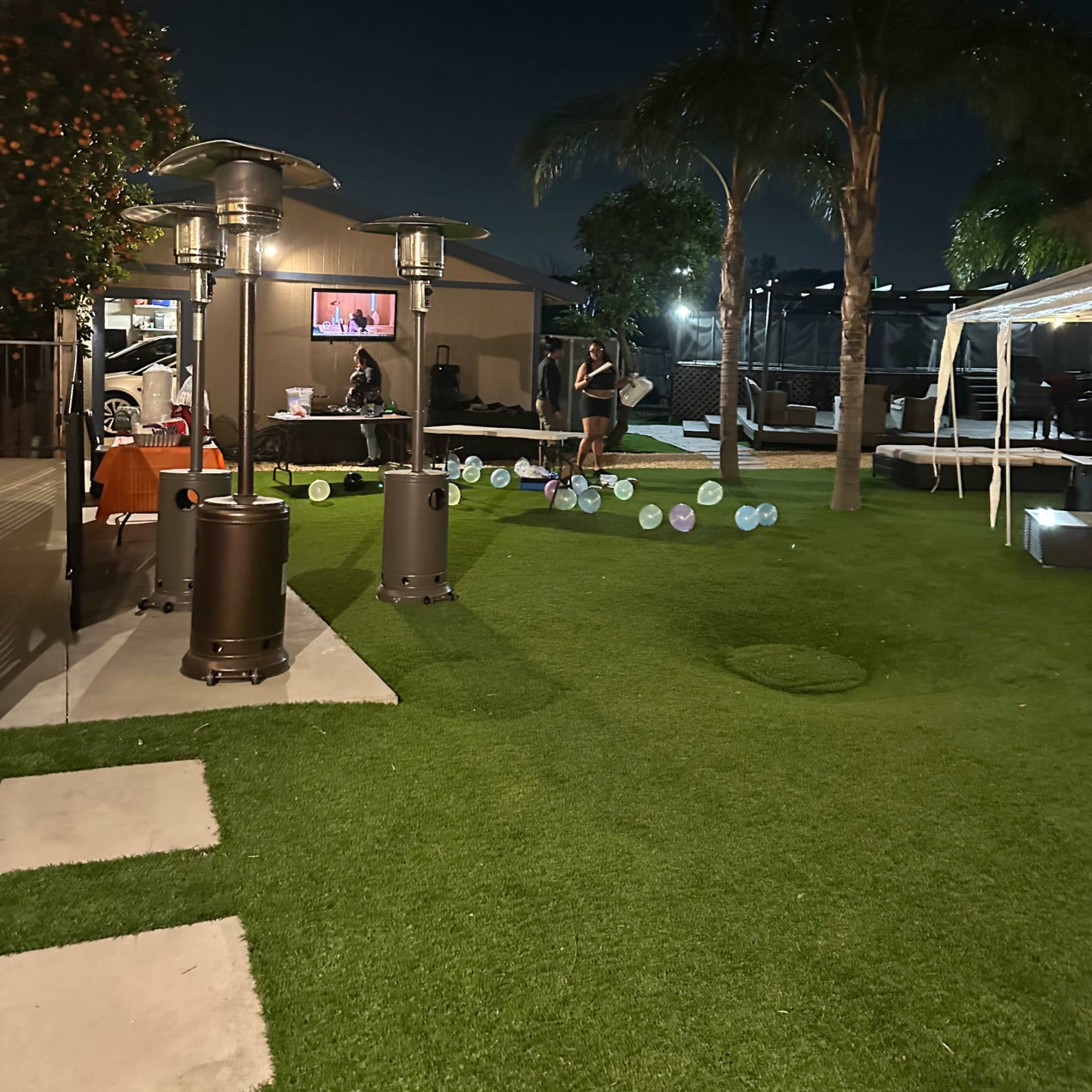 Inland Empire backyard enchanted oasis Image in Bloomington, Bloomington, CA