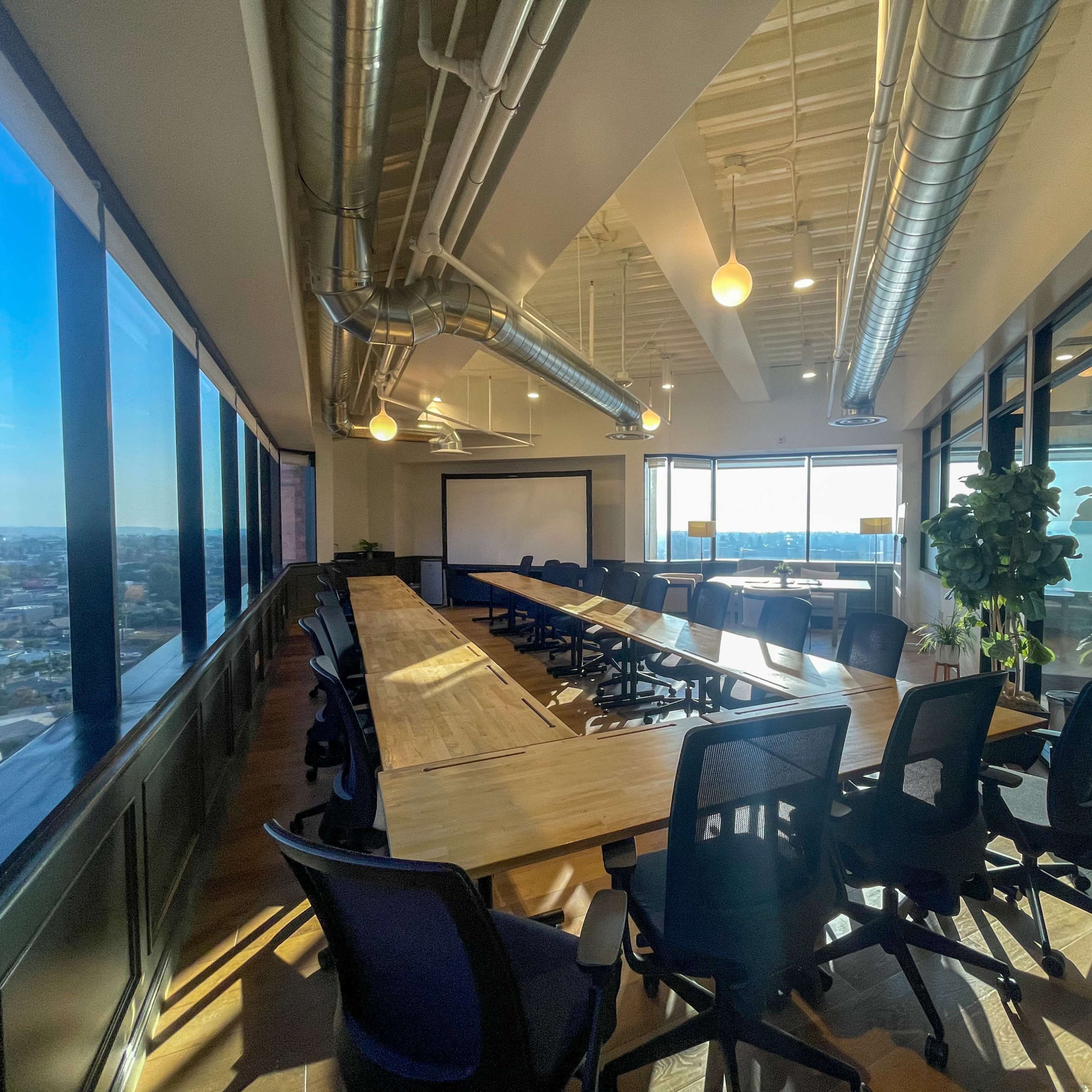 The Oceanview Conference Suite Image in Sawtelle, Los Angeles, CA