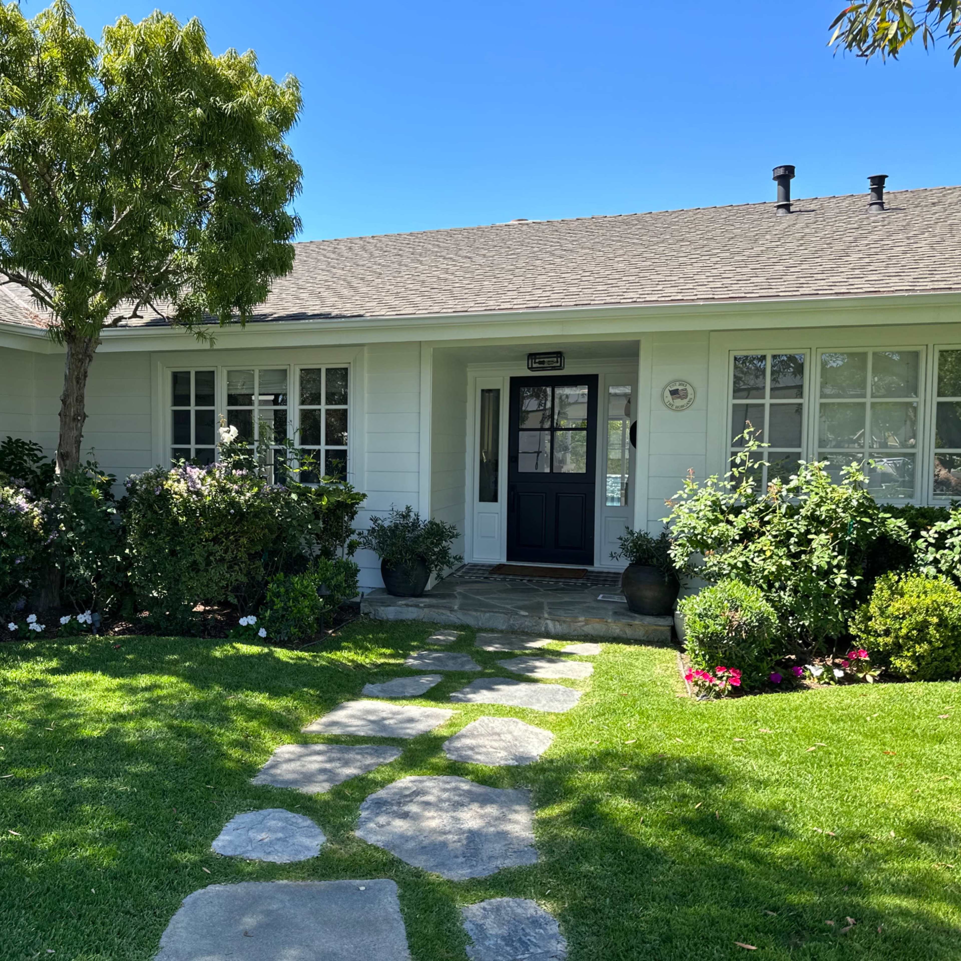 Traditional Luxury Production Escape Image in Newport Beach, Newport Beach, CA