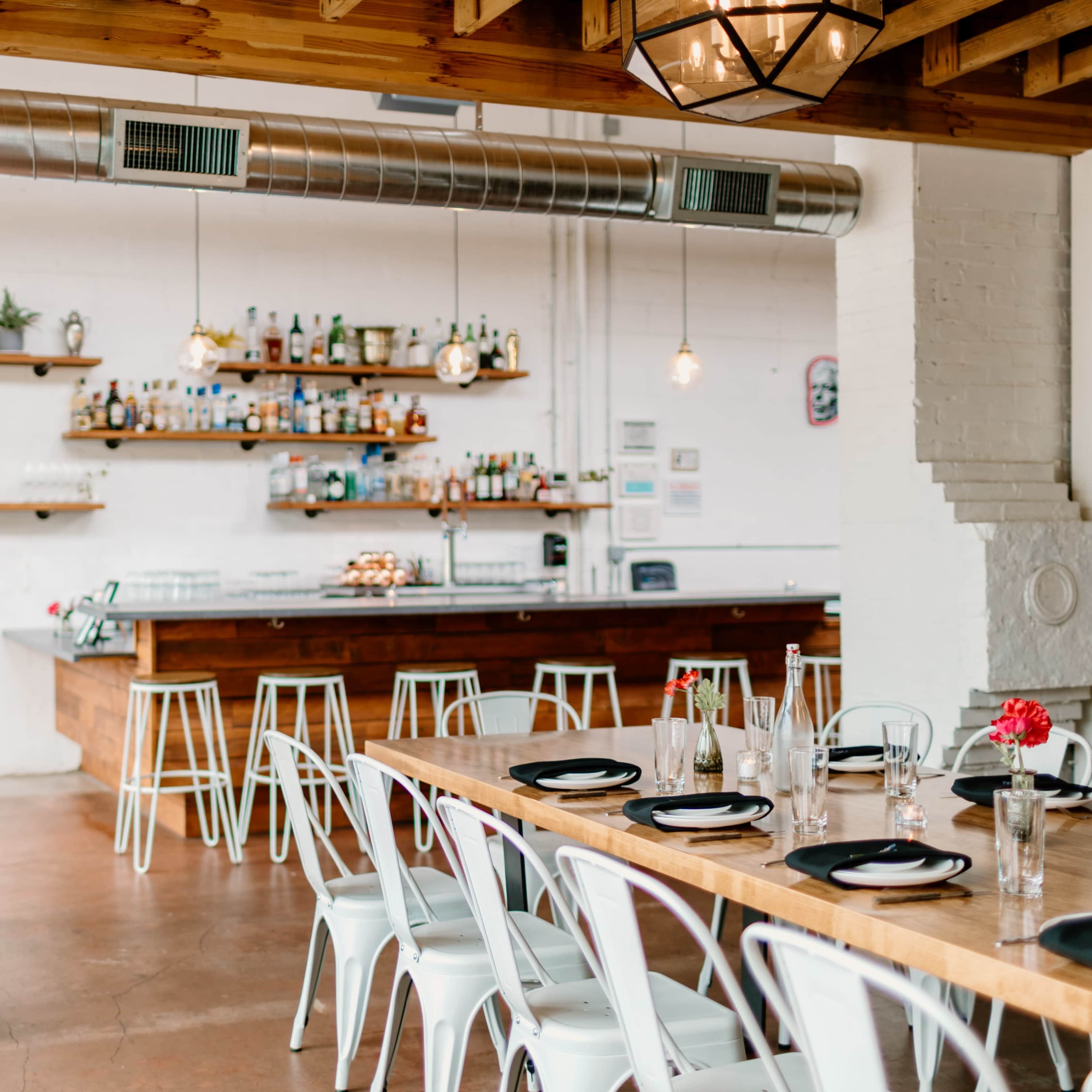 Industrial Cafè-Style Event & Meeting Space Image in Northeast Portland, Portland, OR