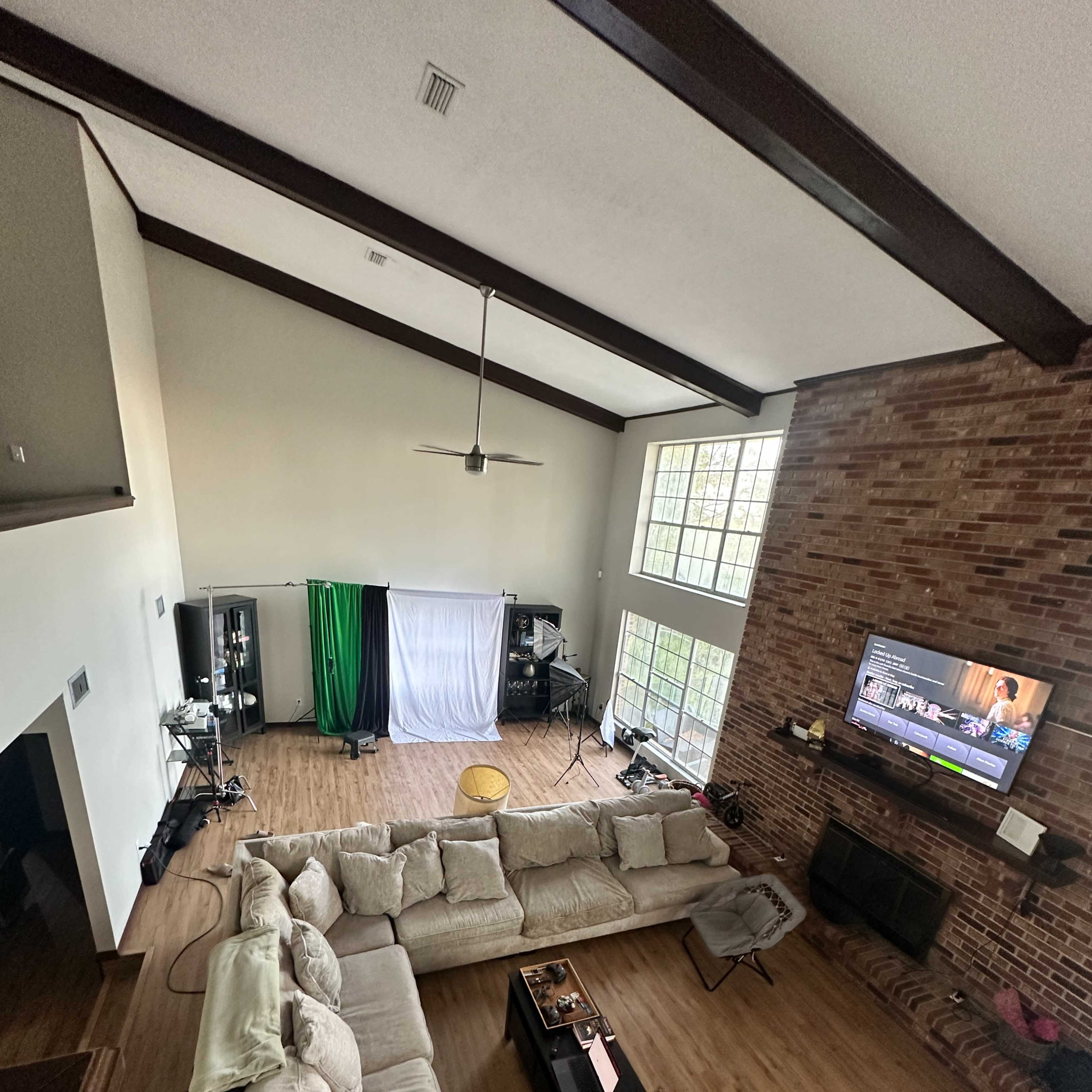 PRIVATE LOCATION FOR YOU PHOTO/VIDEO/CONTENT NEEDS Image in Eagle Bend, Jacksonville, FL