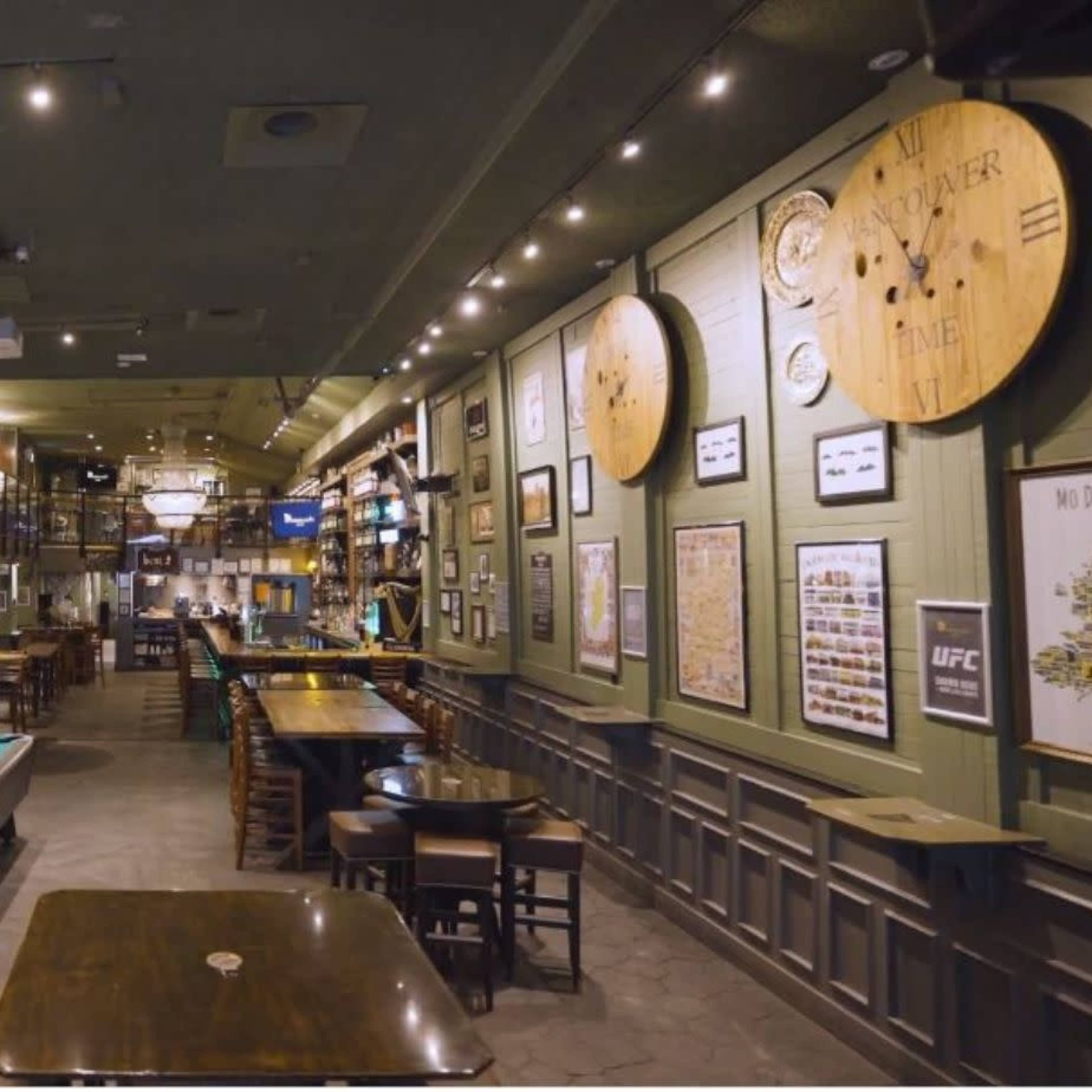 Large Irish Pub in Vancouver's Entertainment District Image in Vancouver, Vancouver, BC