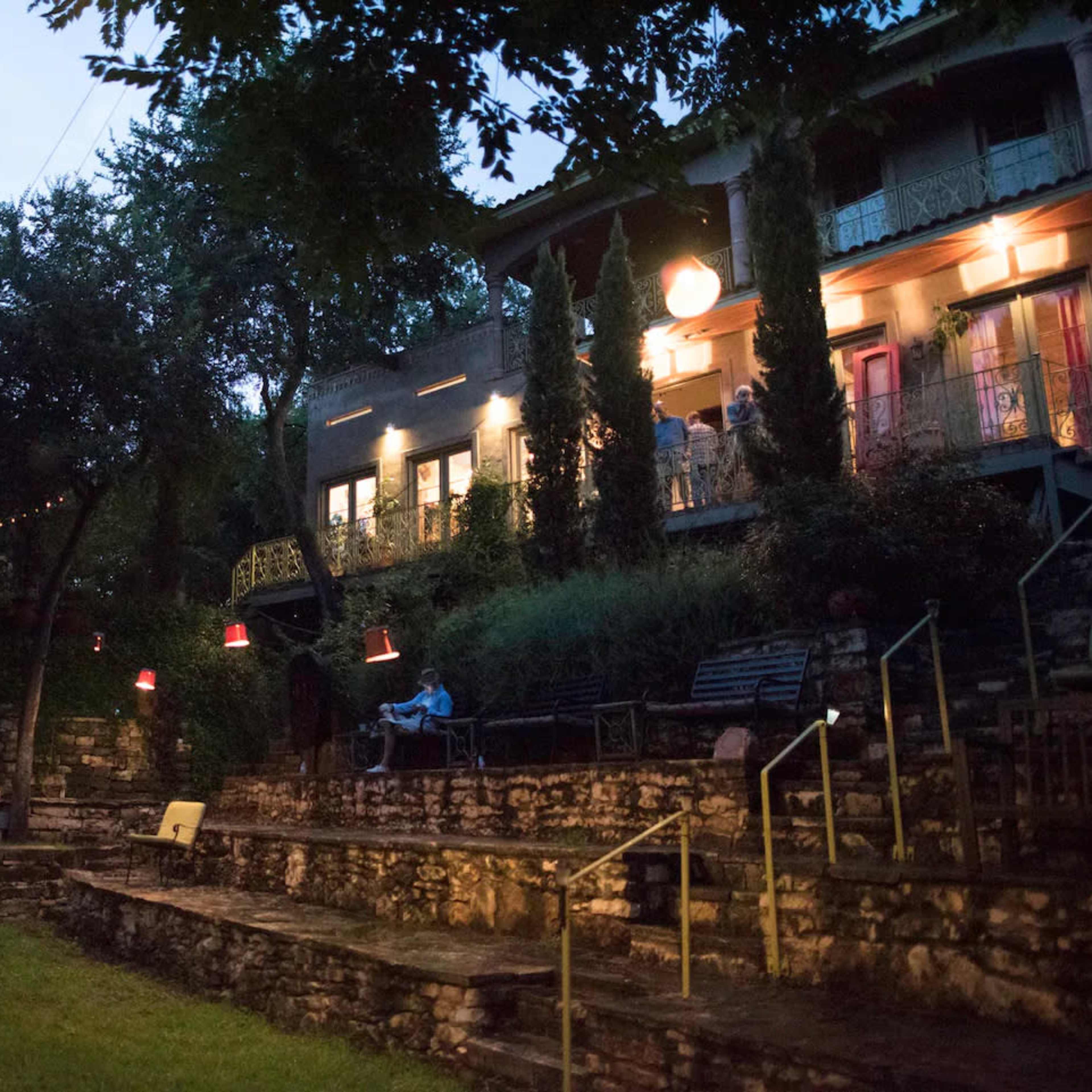 Historic Garden Inn in the Heart of Austin Image in Windsor Road, Austin, TX