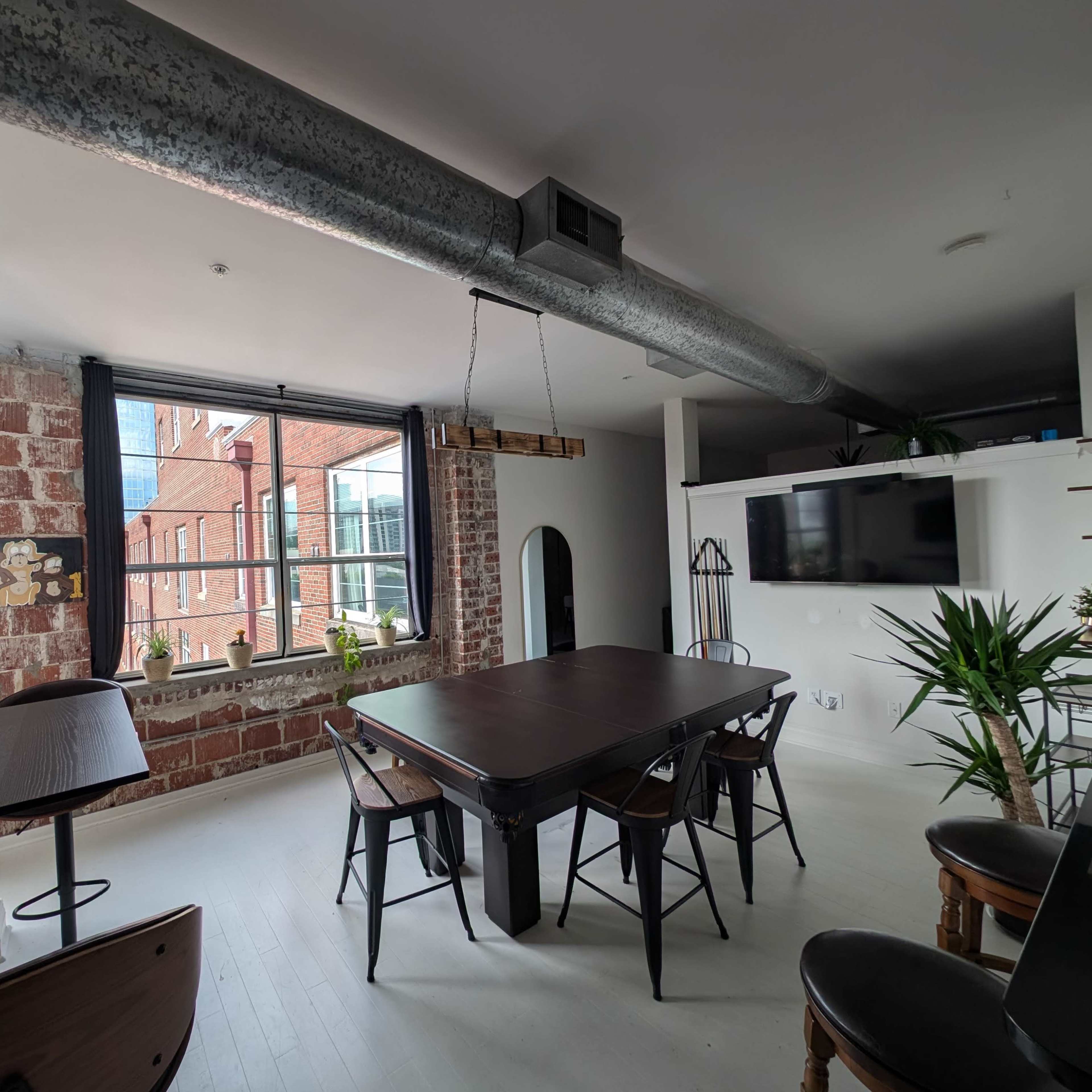 Midtown Penthouse View Suite w/ Pool Table Image in Midtown, Atlanta, GA