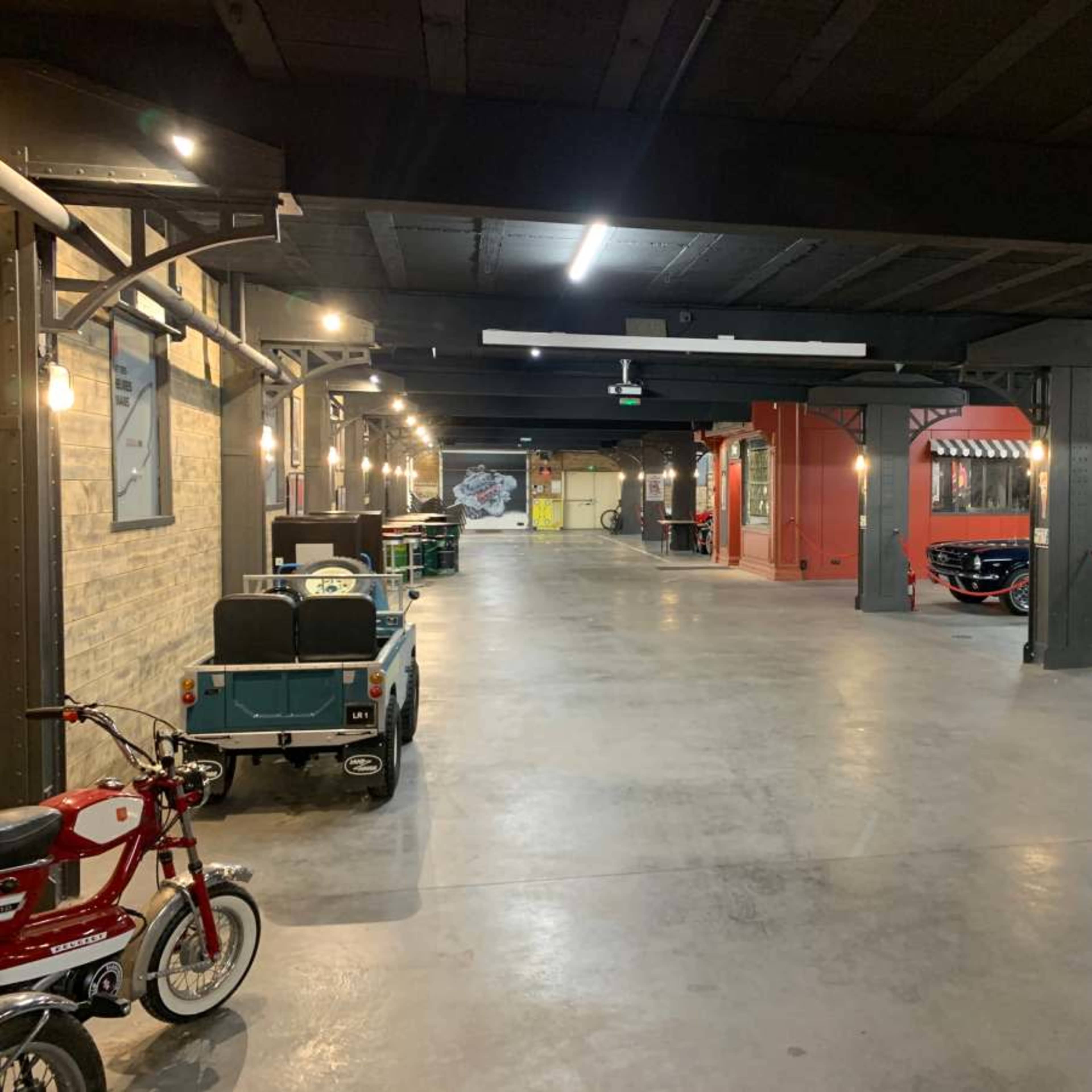 Driver's Park, garage vintage et unique pour vos évènements Image dans Chamalières, Chamalières, Auvergne-Rhône-Alpes