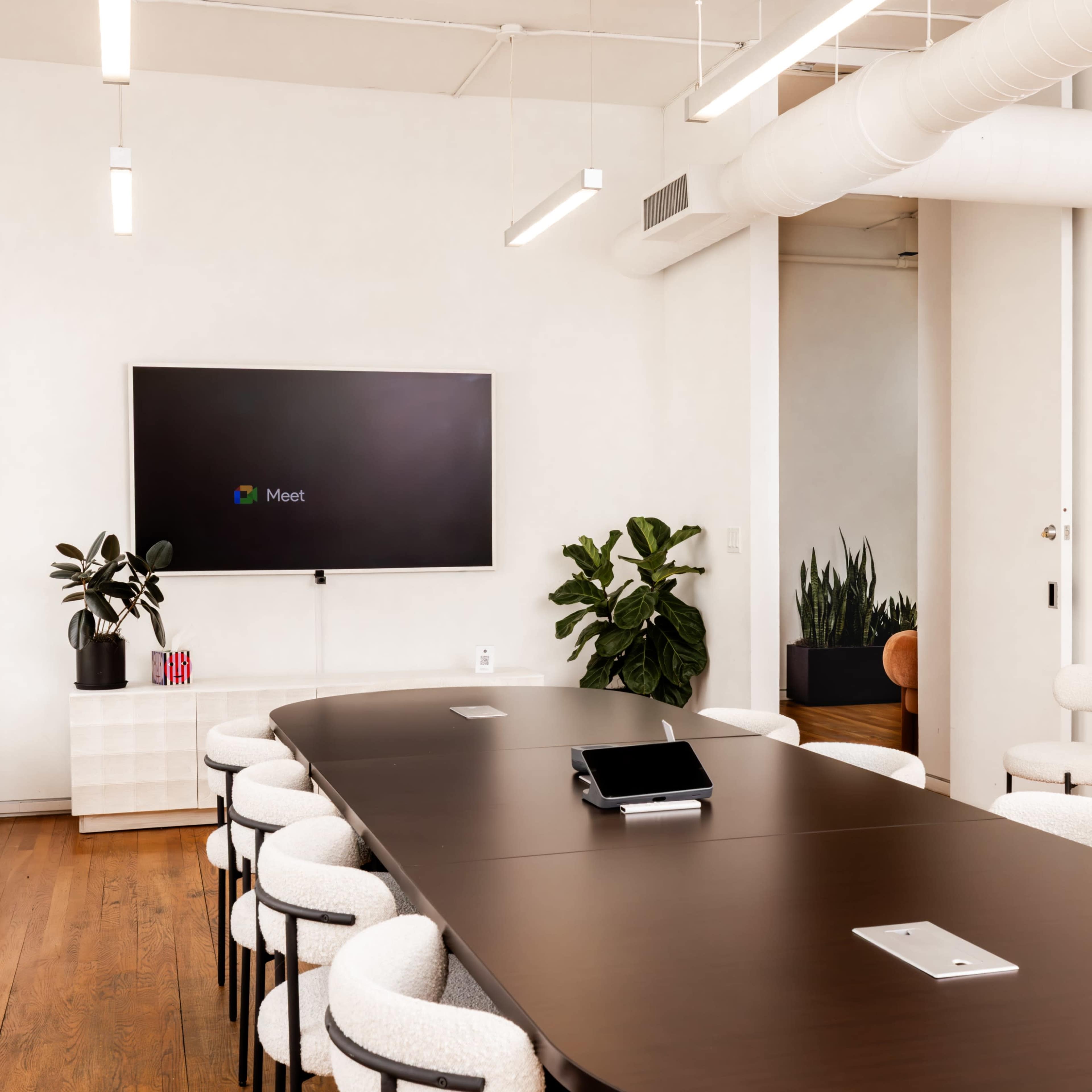 Large, Modern, Conference Room in Penthouse Office Space - Seats 12-16 People Image in Midtown Manhattan, New York, NY