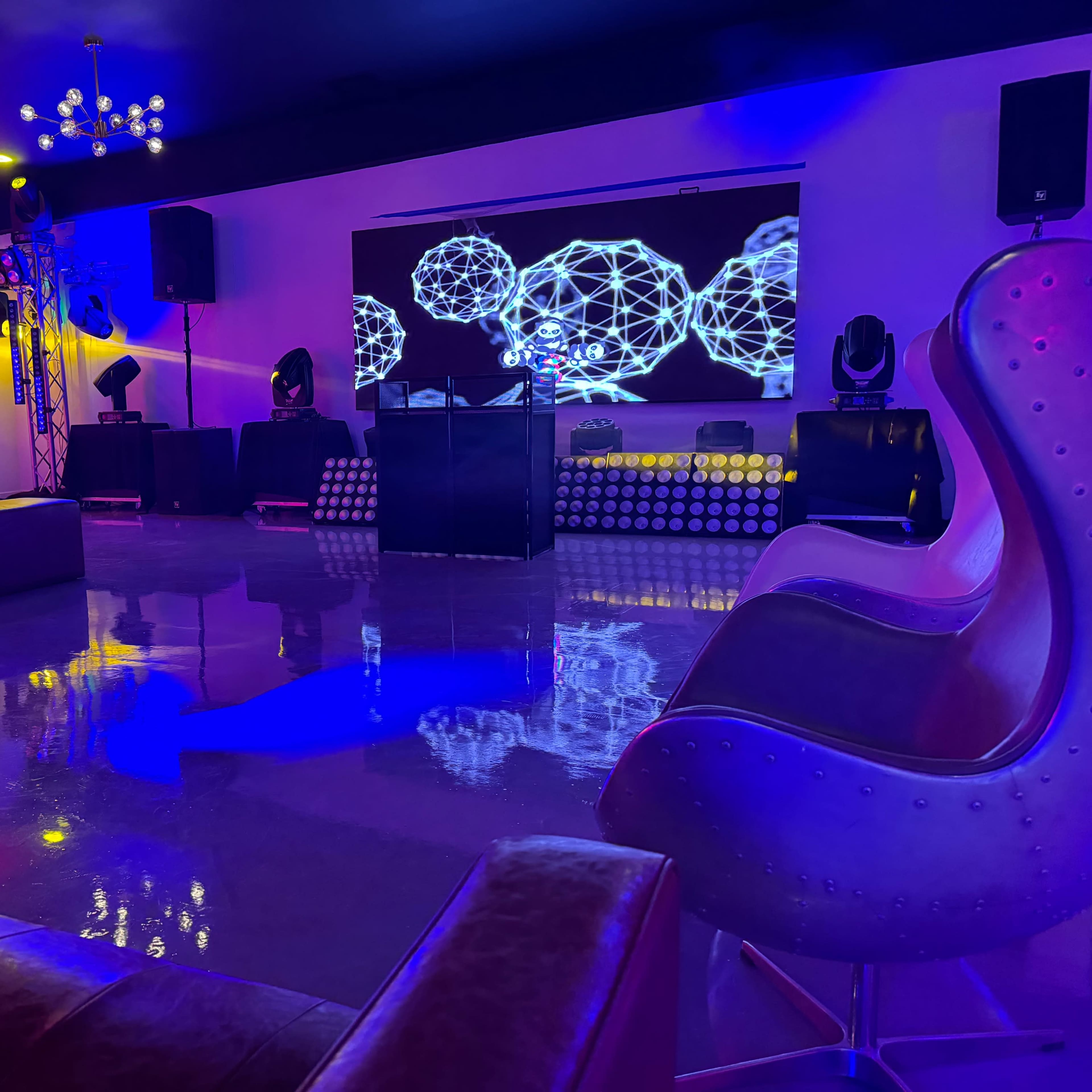 Modern Studio-Venue Space Image in Westminster, Westminster, CA