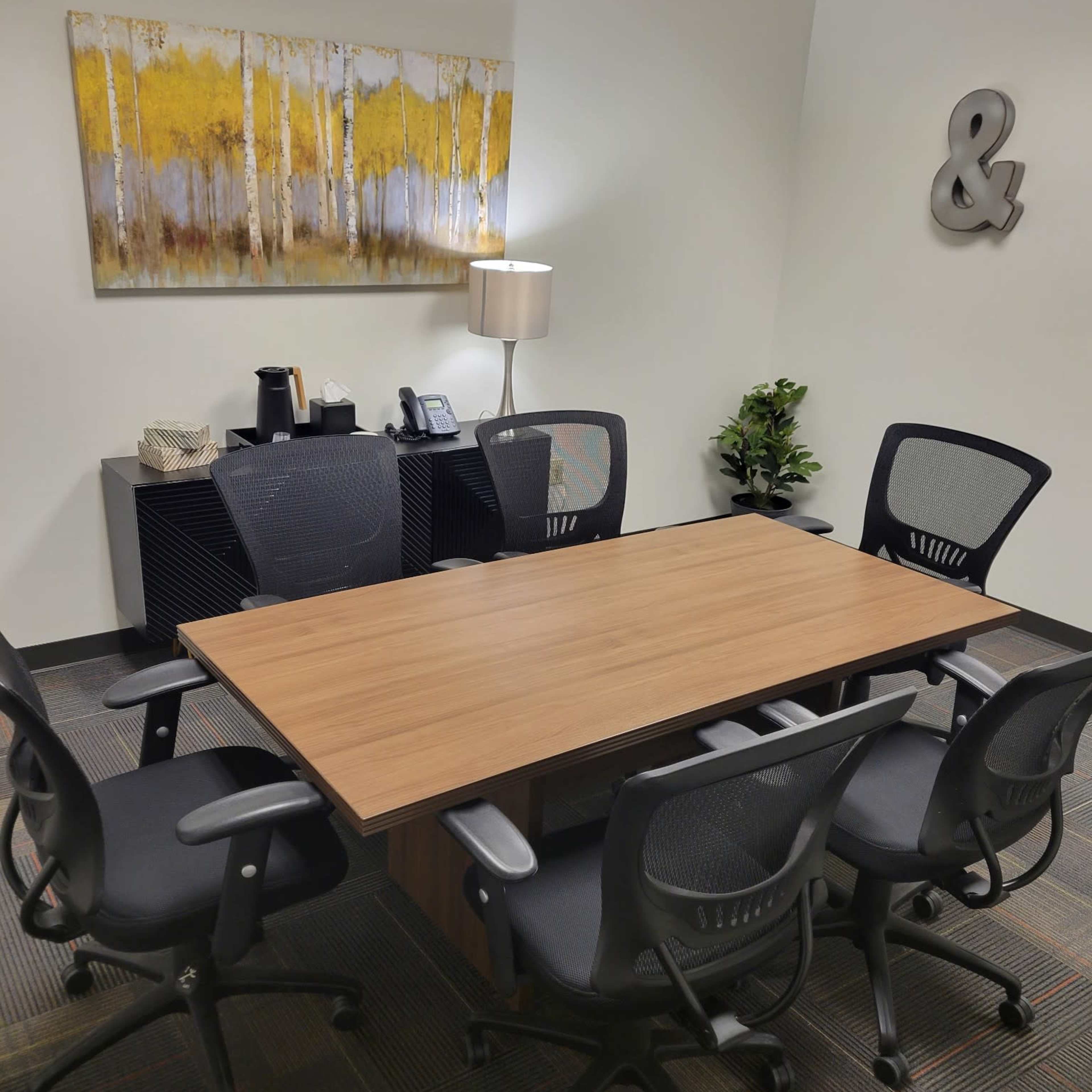 Modern, Stylish Meeting Space in Allen, 1 hour from Downtown Dallas Image in Allen, Allen, TX