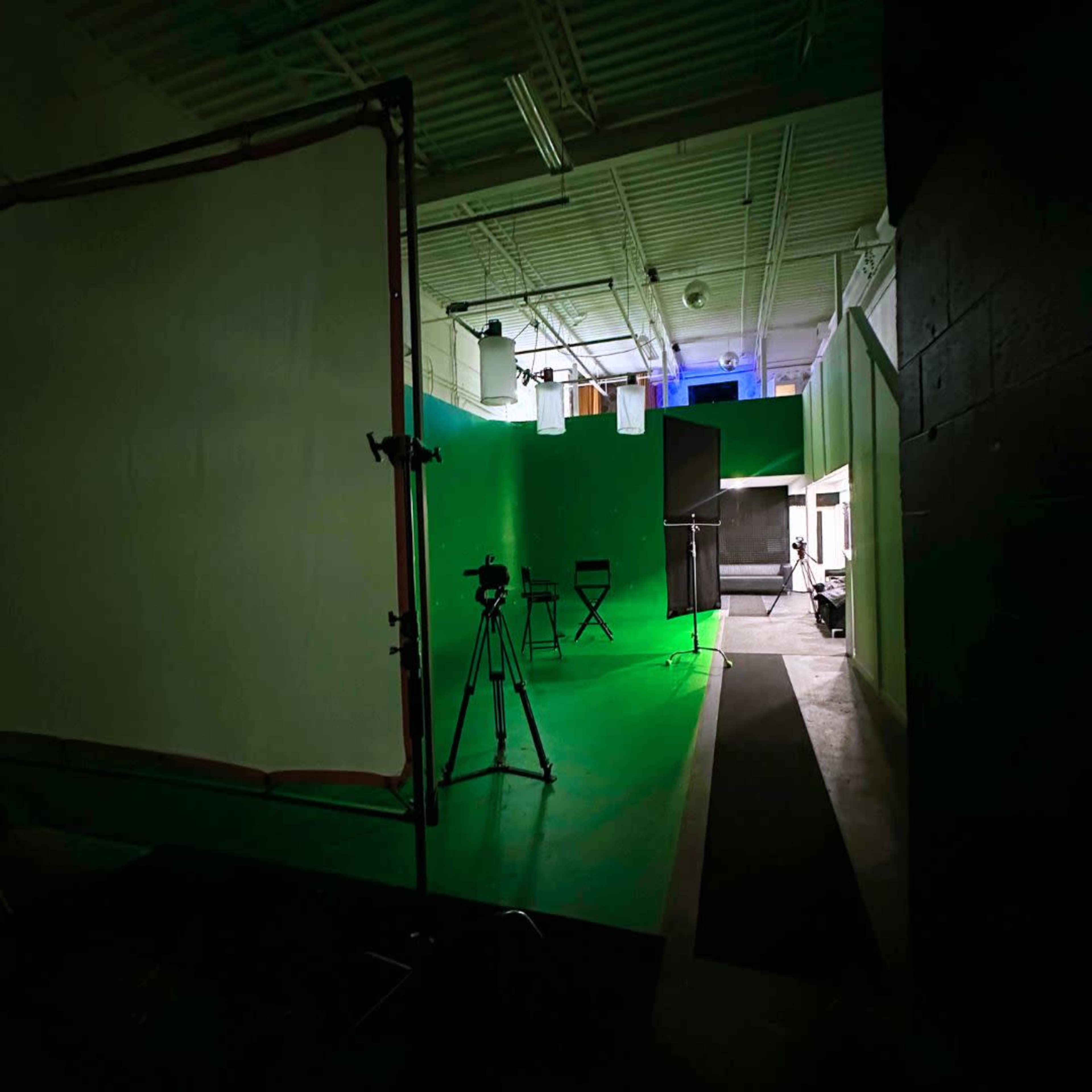 Green Screen Chroma Studio (Cyclorama) Image in York University Heights, Toronto, ON