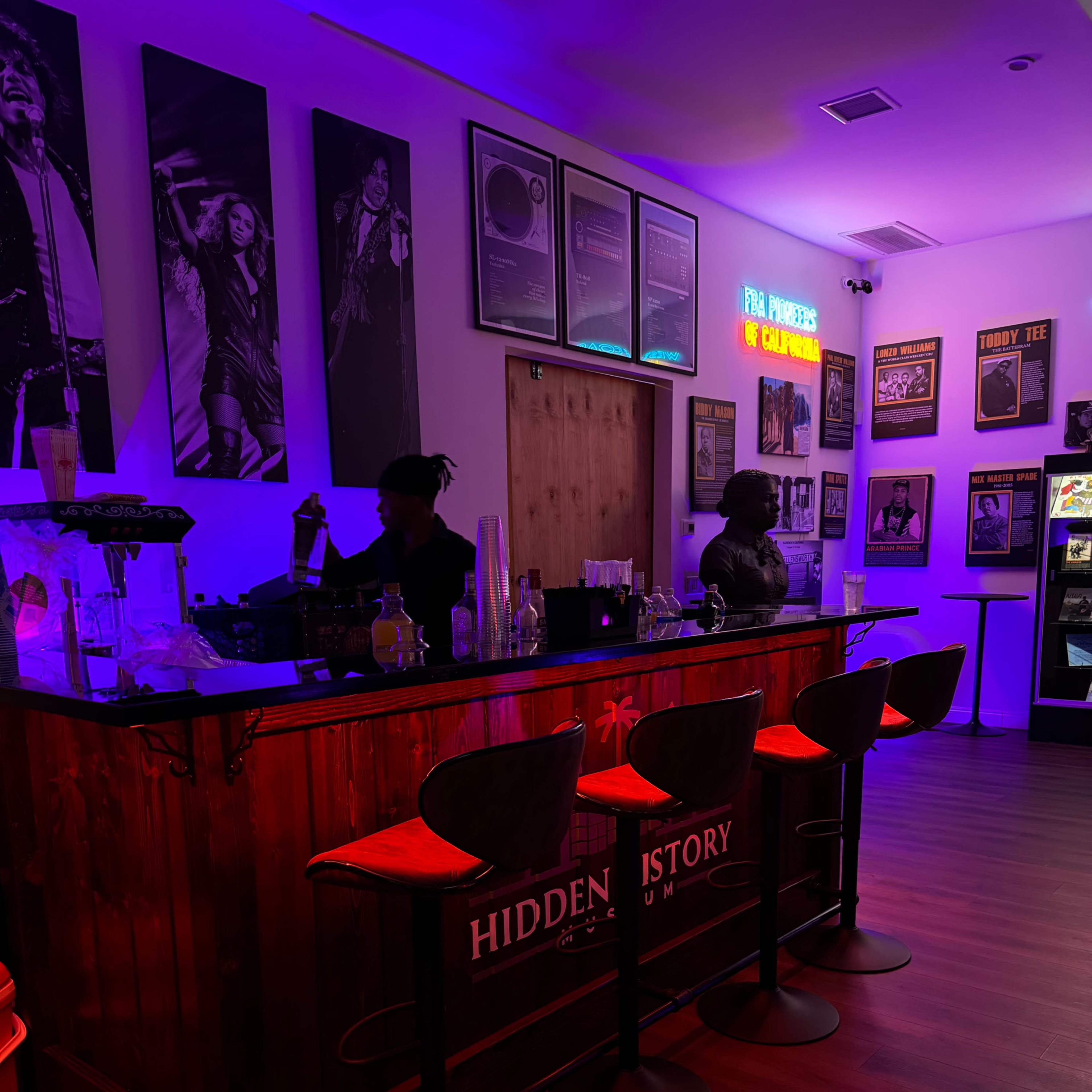 Urban Indoor & Outdoor Event Space Image in Jefferson Park, Los Angeles, CA
