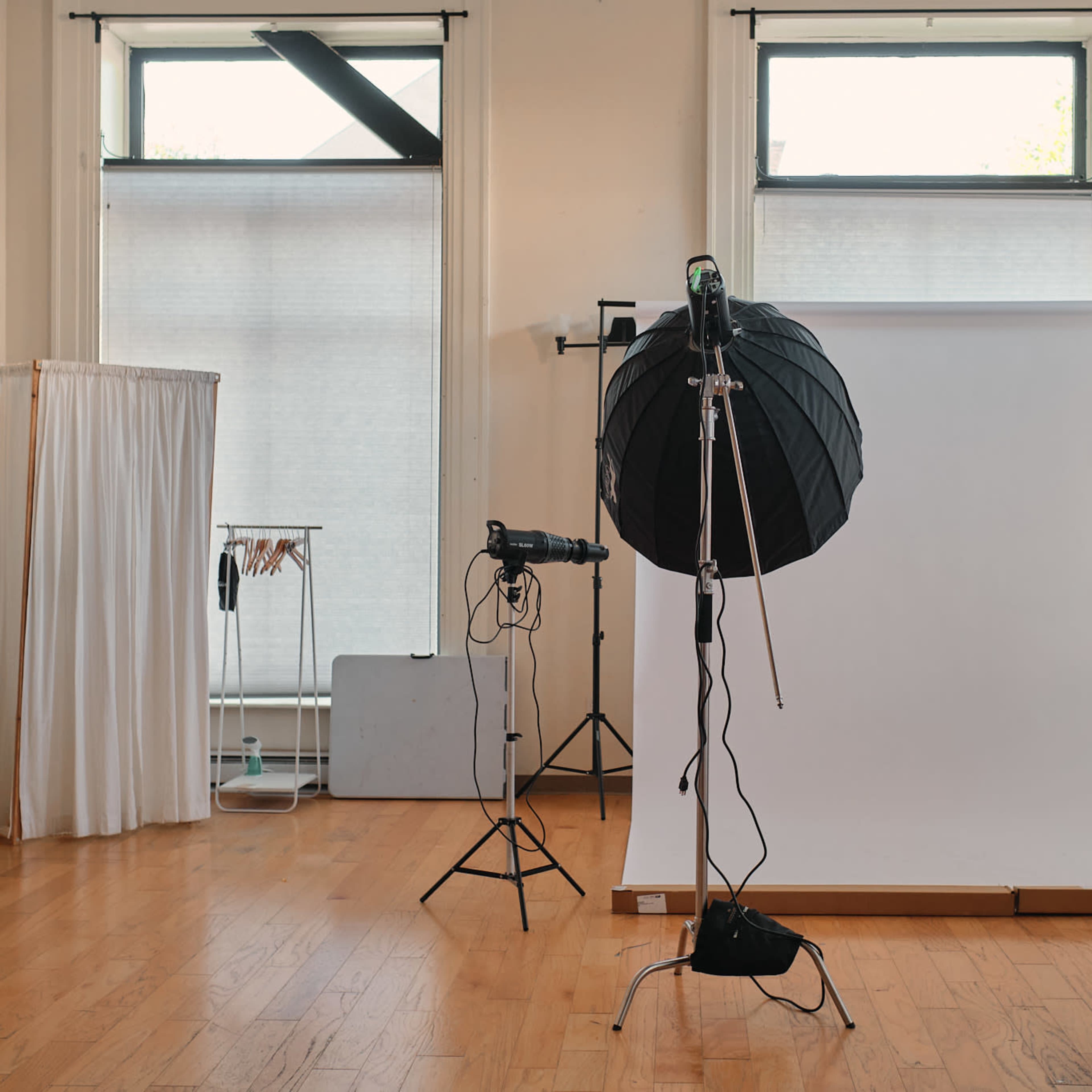 Velvett Photos and Booth Image in Downtown Oakland, Oakland, CA