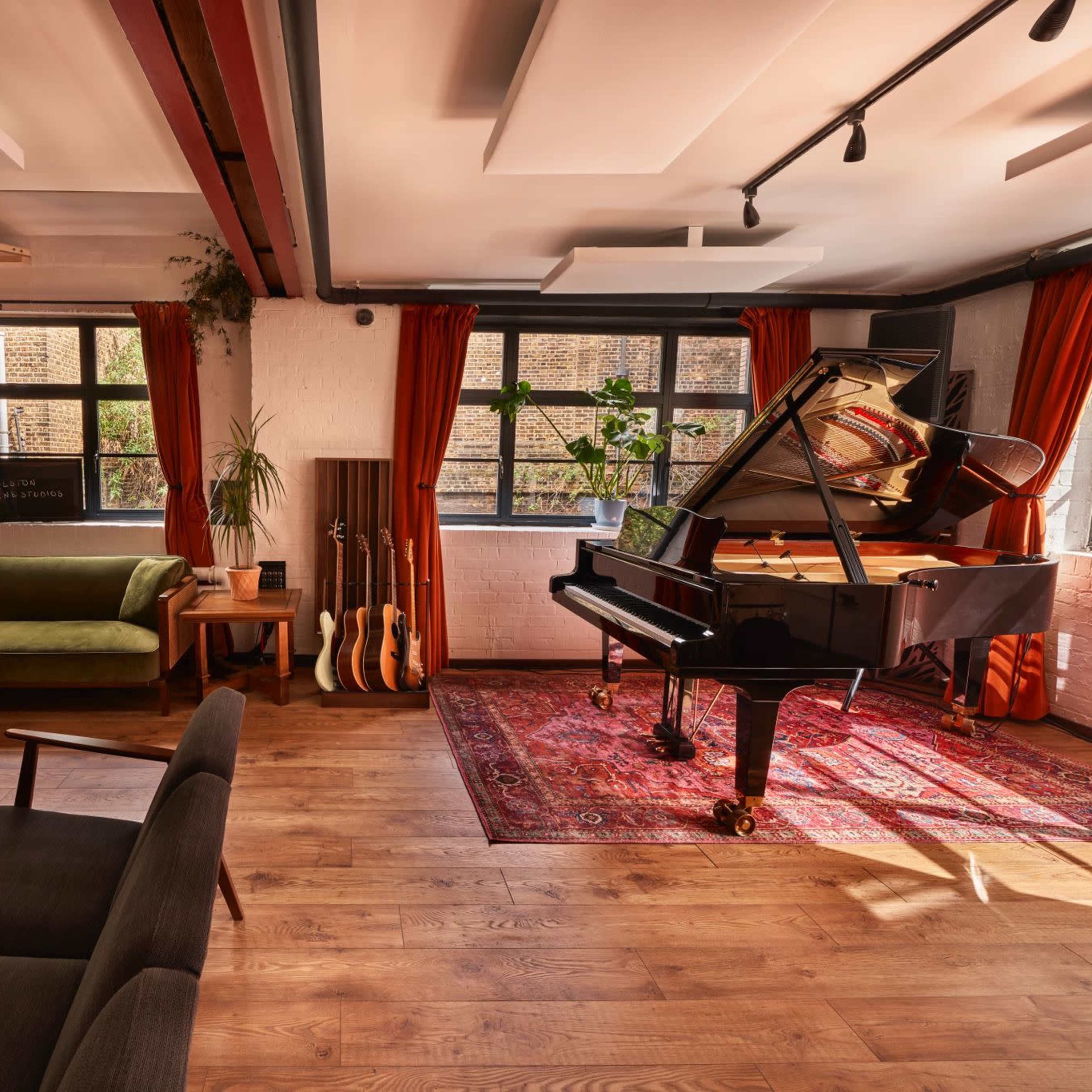 Beautiful East London Music Studio Image in Hackney, London, England