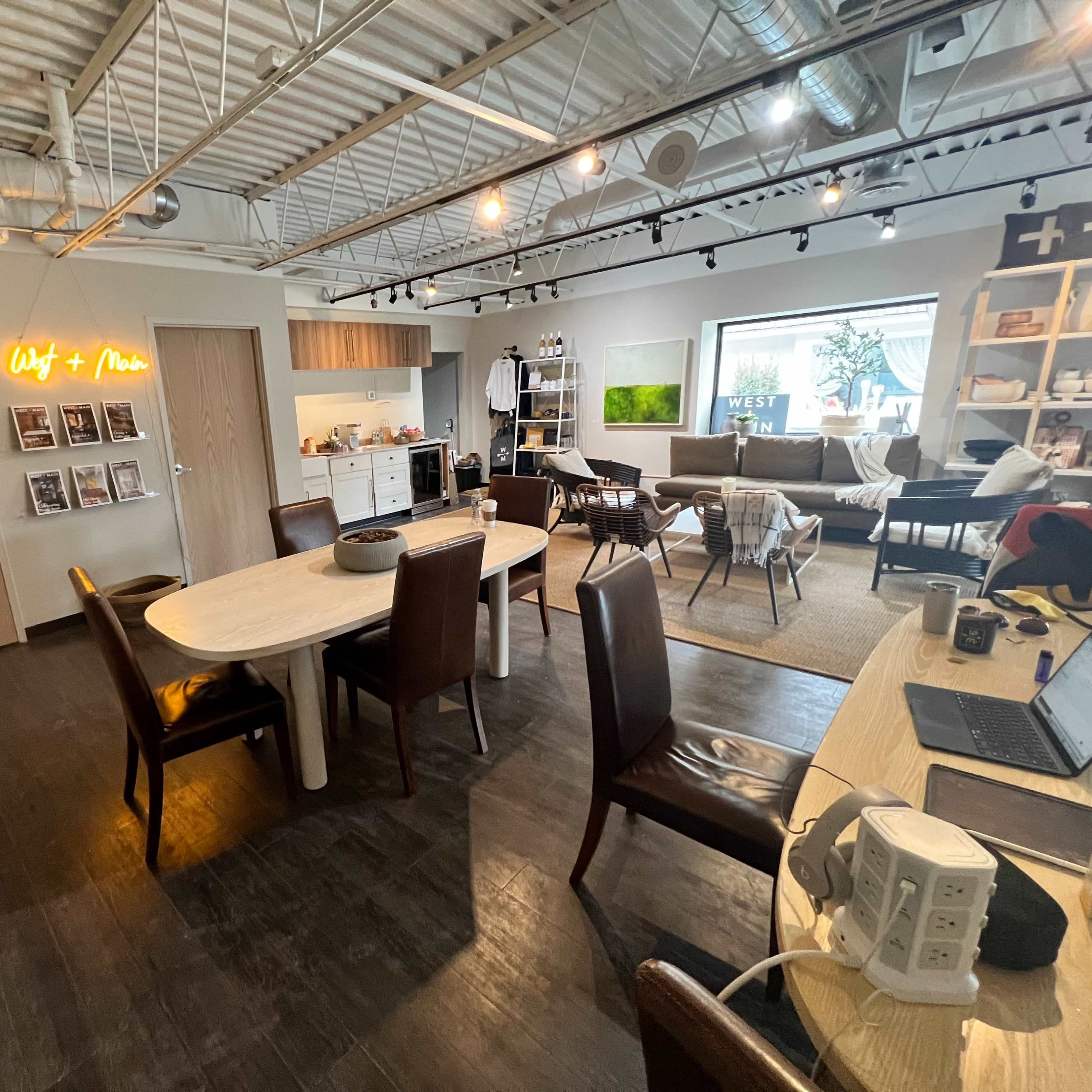 Elevated Minnetonka Work/Office Space Image in Deephaven, Wayzata, MN