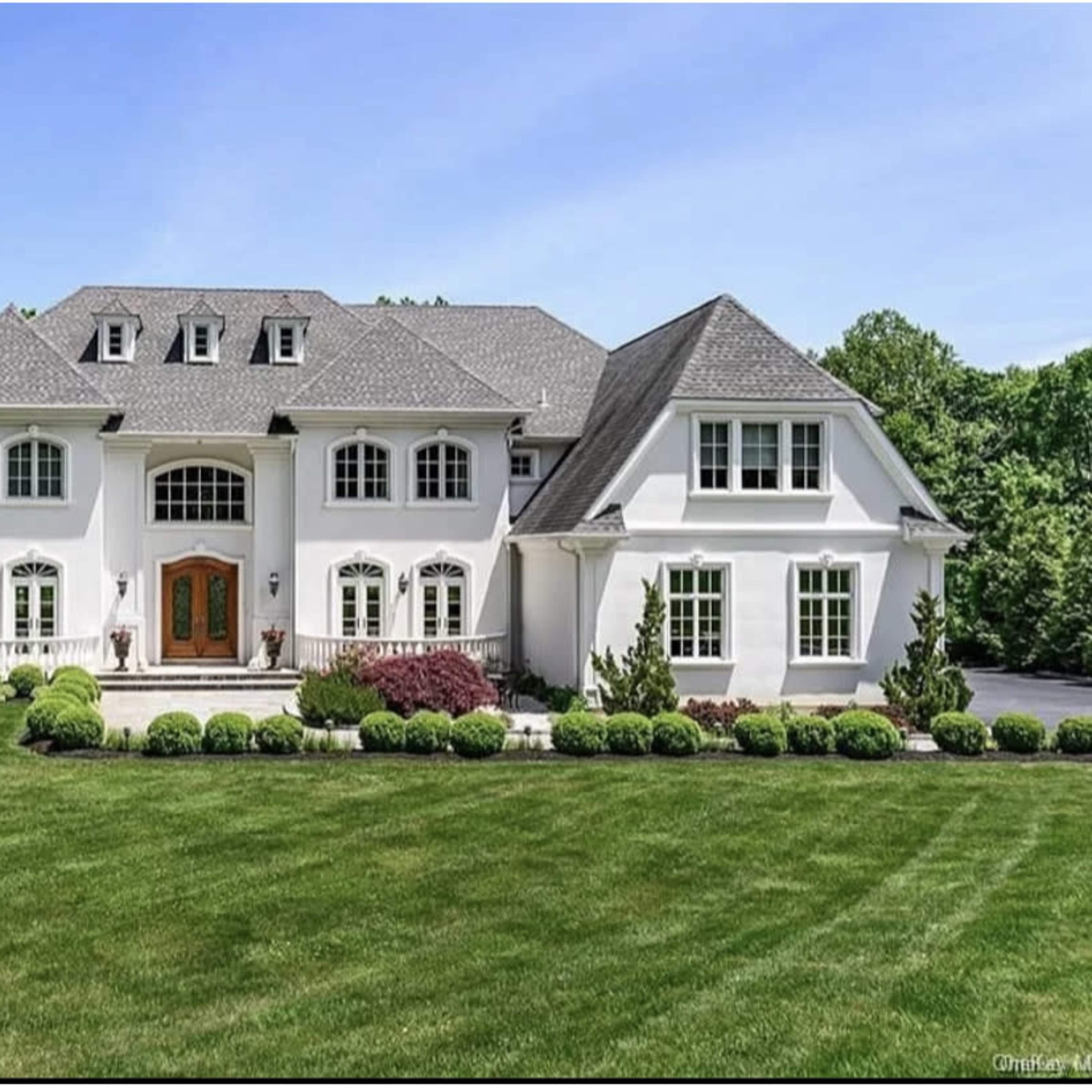 Majestic Manor in a Tranquil Haven Image in Somers, Katonah, NY