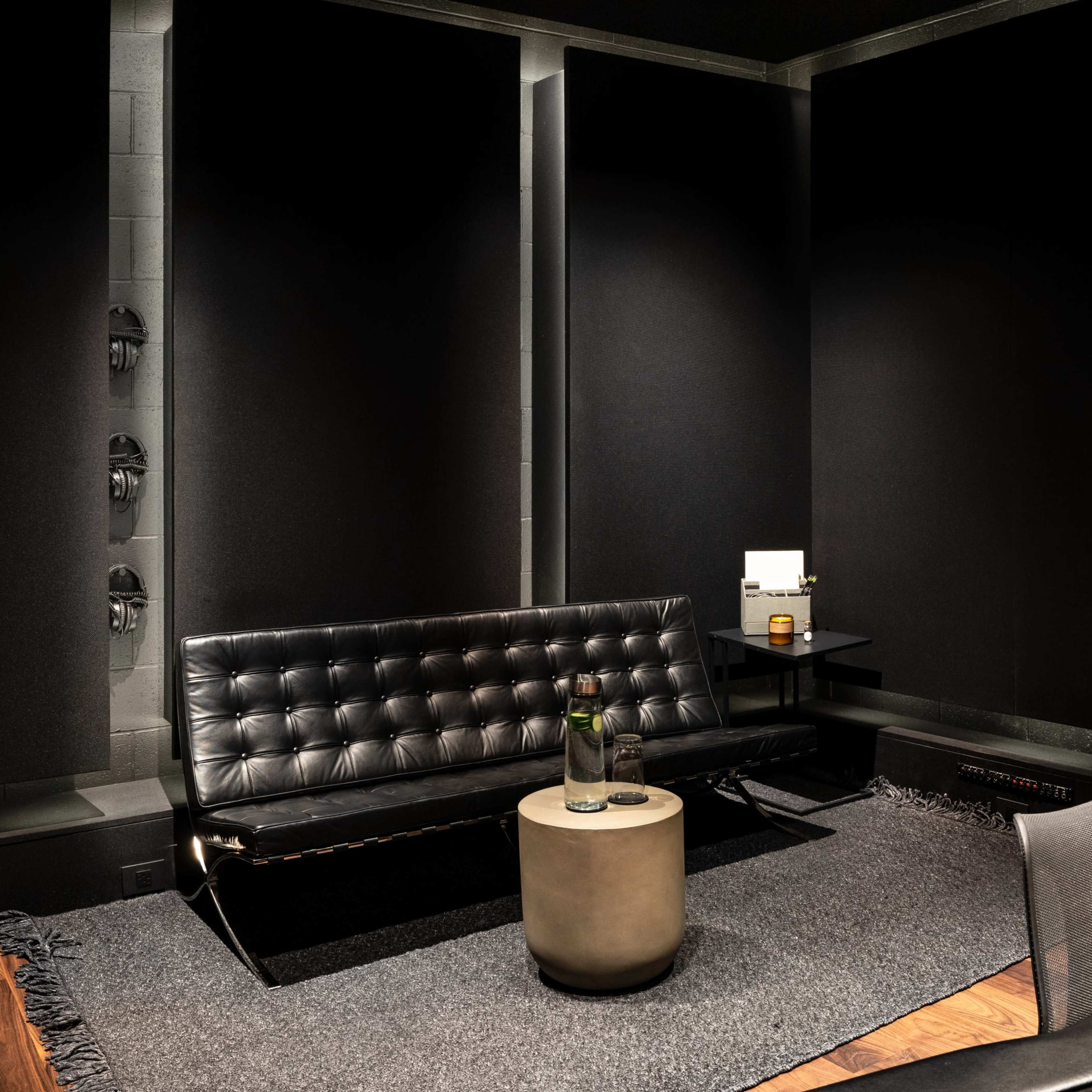 Studio D - Dark & Distraction Free Image in Sun Valley, Los Angeles, CA