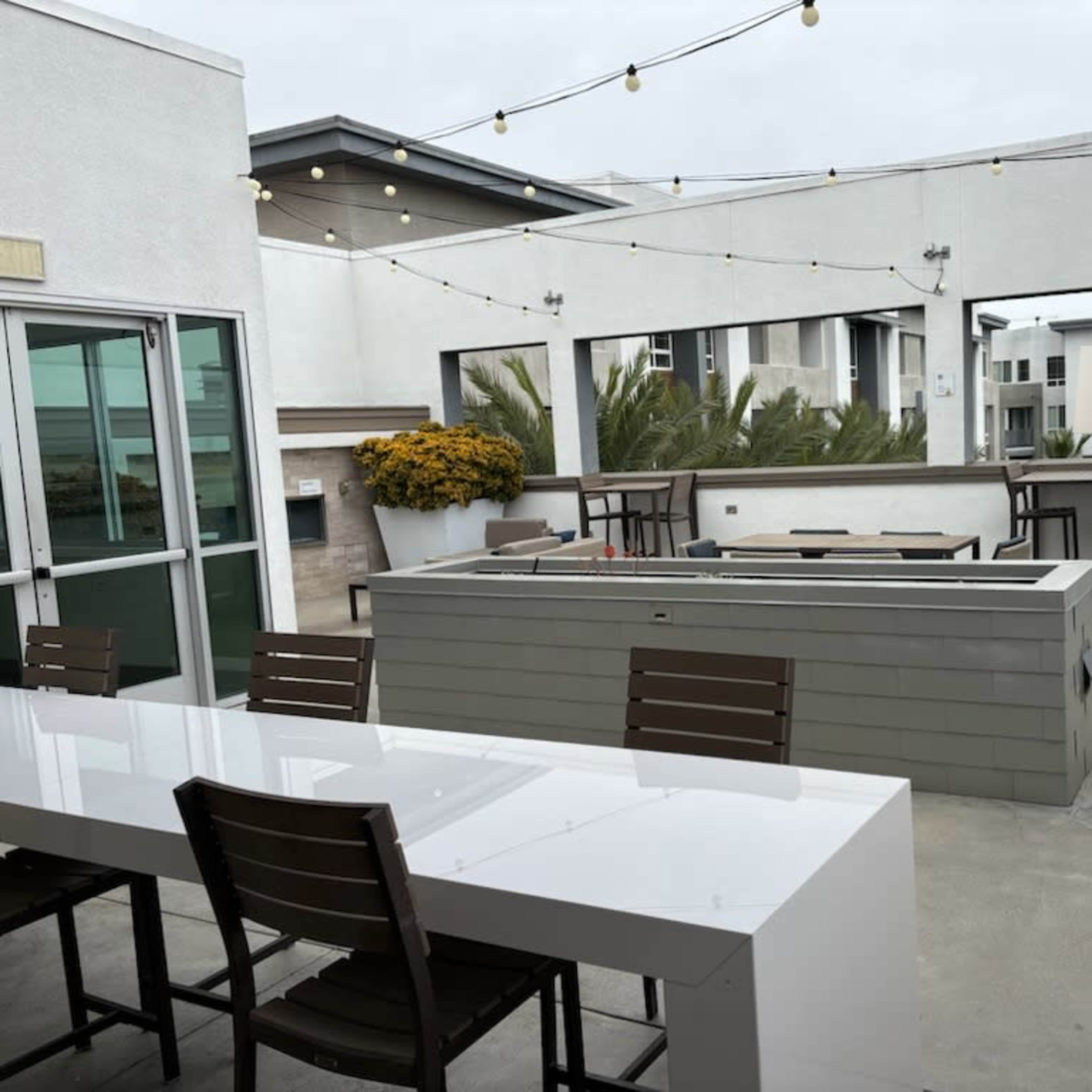Rooftop in Irvine with versatile seating Image in Irvine Business Complex, Irvine, CA