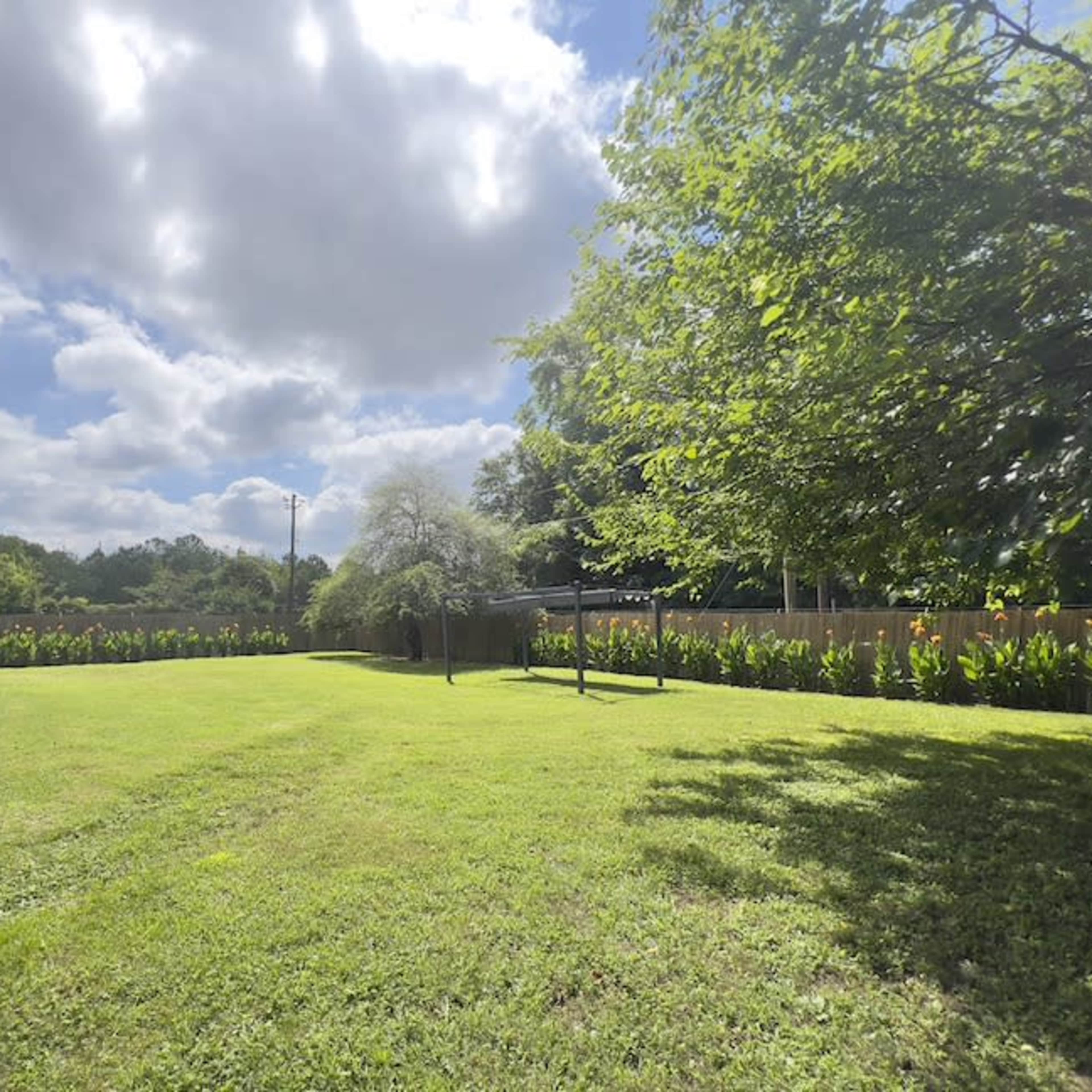 Green Space for Private Events, Screenings, Outdoor Gatherings Image in Atlanta, Atlanta, GA