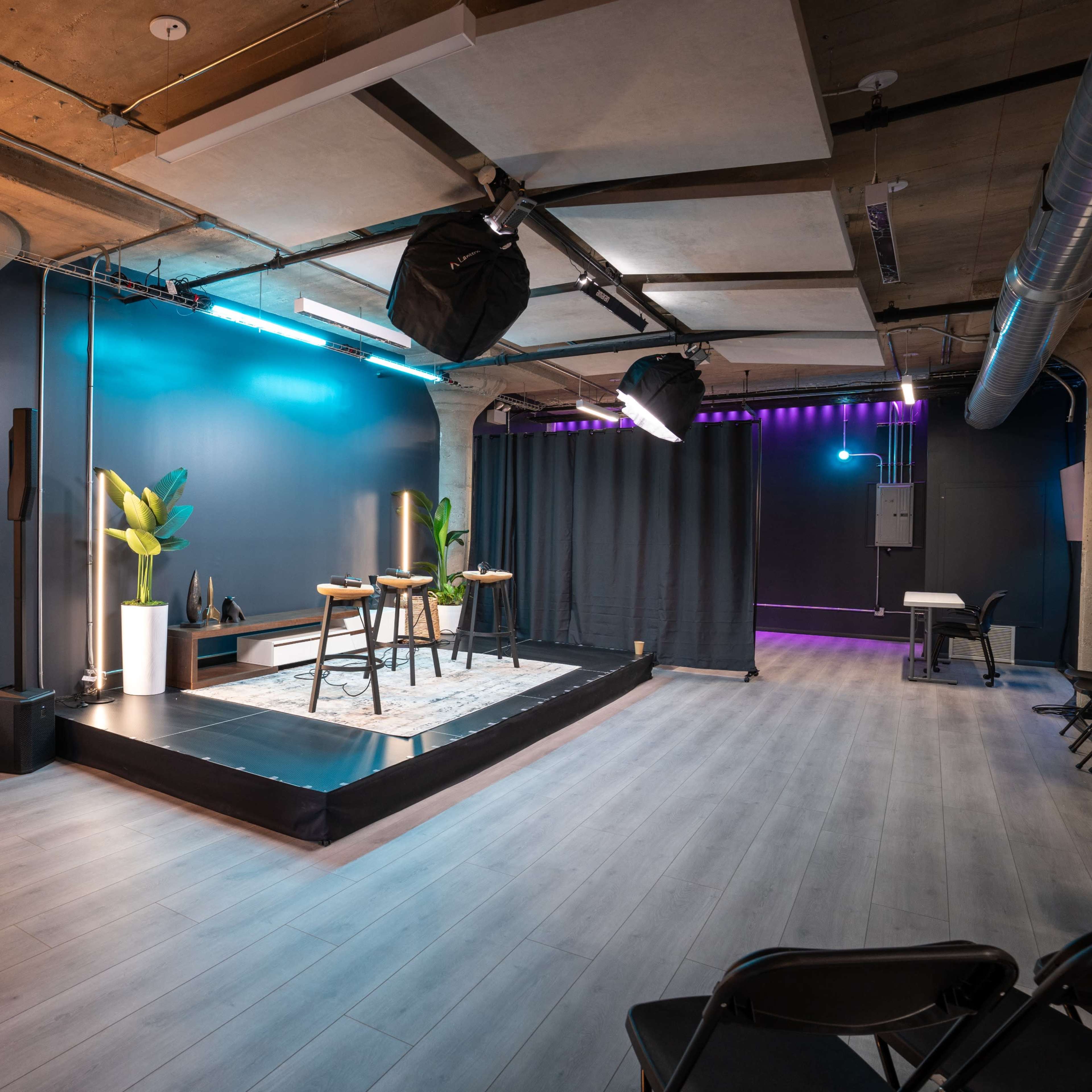 Creator Space Image in Lake View, Chicago, IL