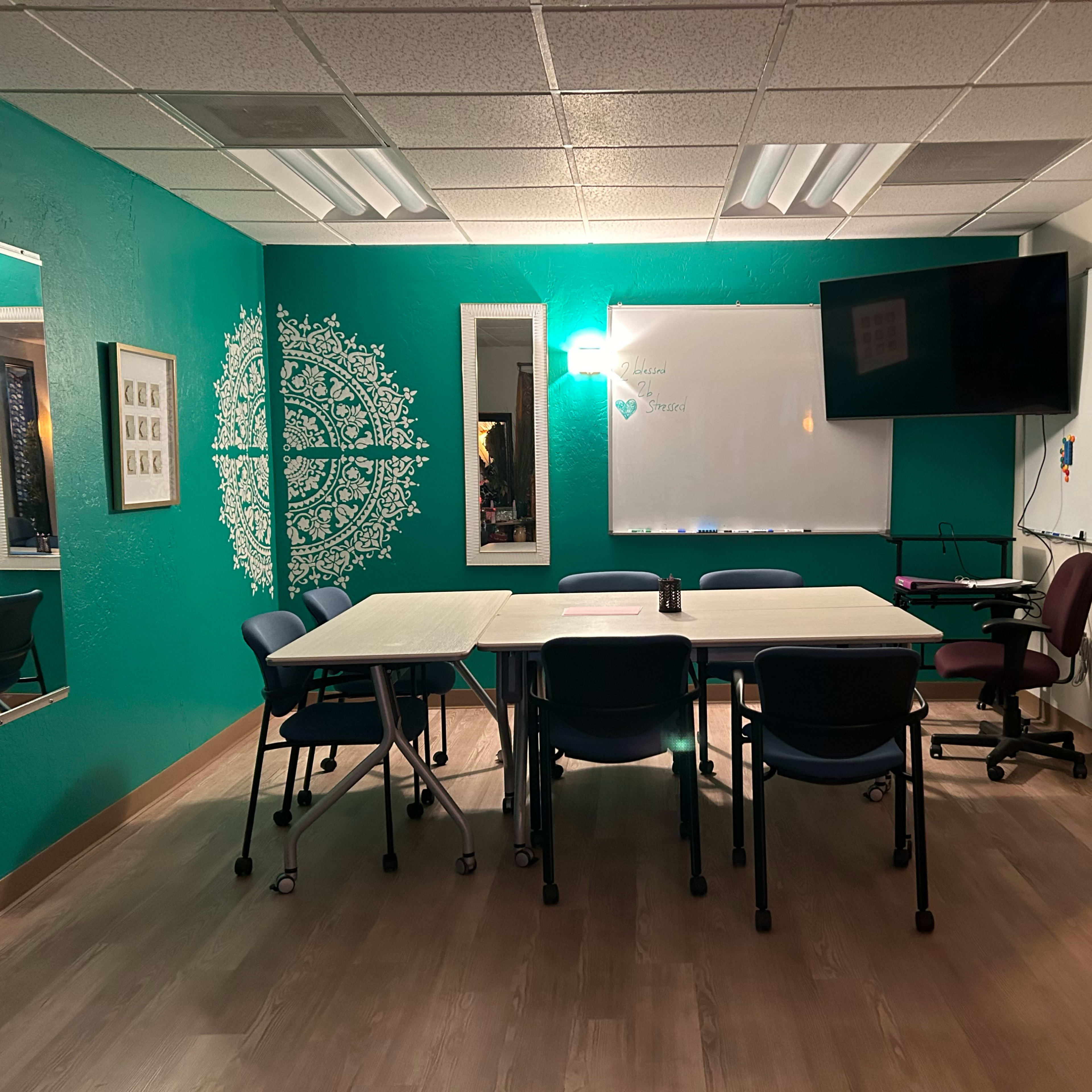 Downtown office space for therapy or groups of 10 Image in Encanto Village, Phoenix, AZ