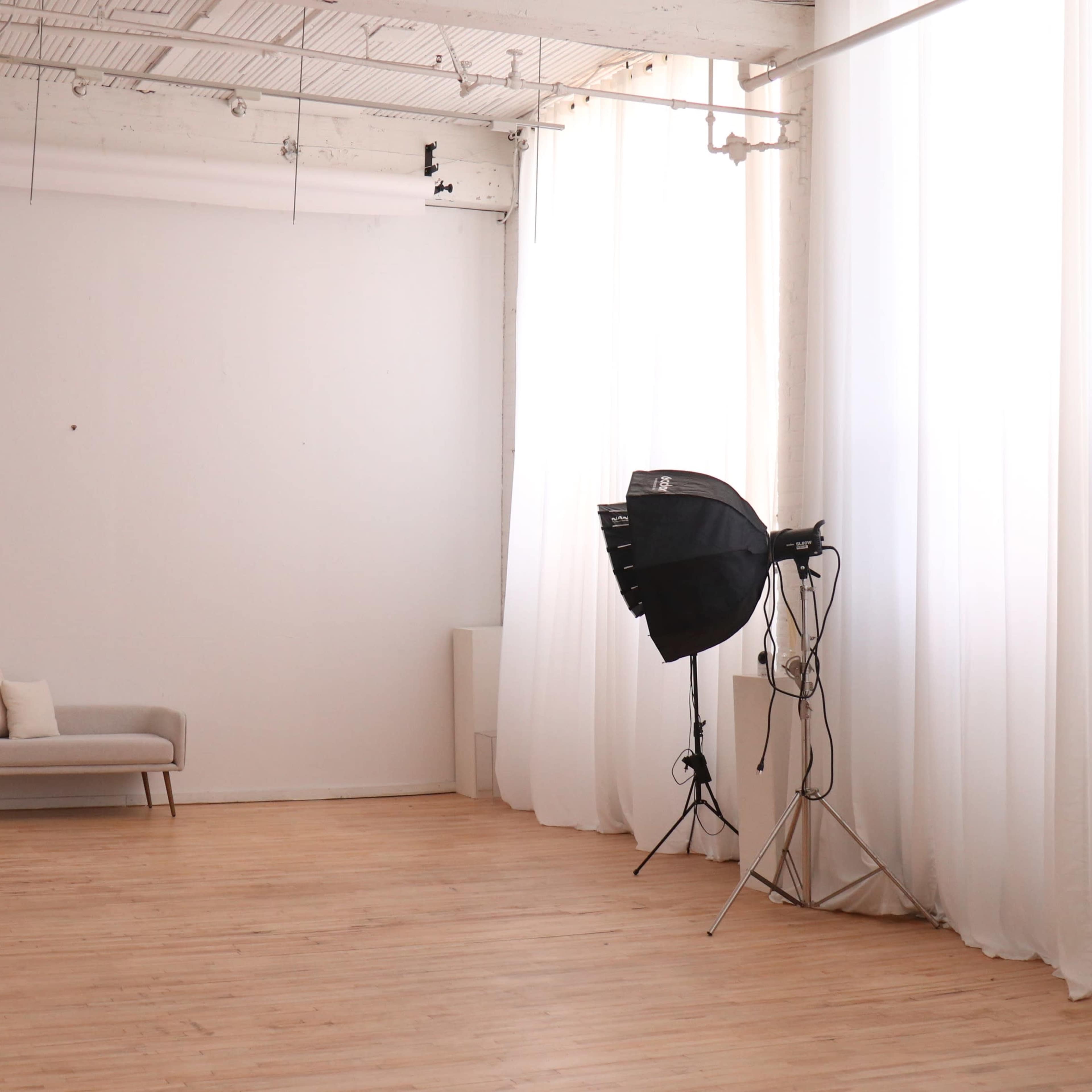 Natural Light Loft Photoshoot and Event Space -Toronto Image in Toronto, Toronto, ON