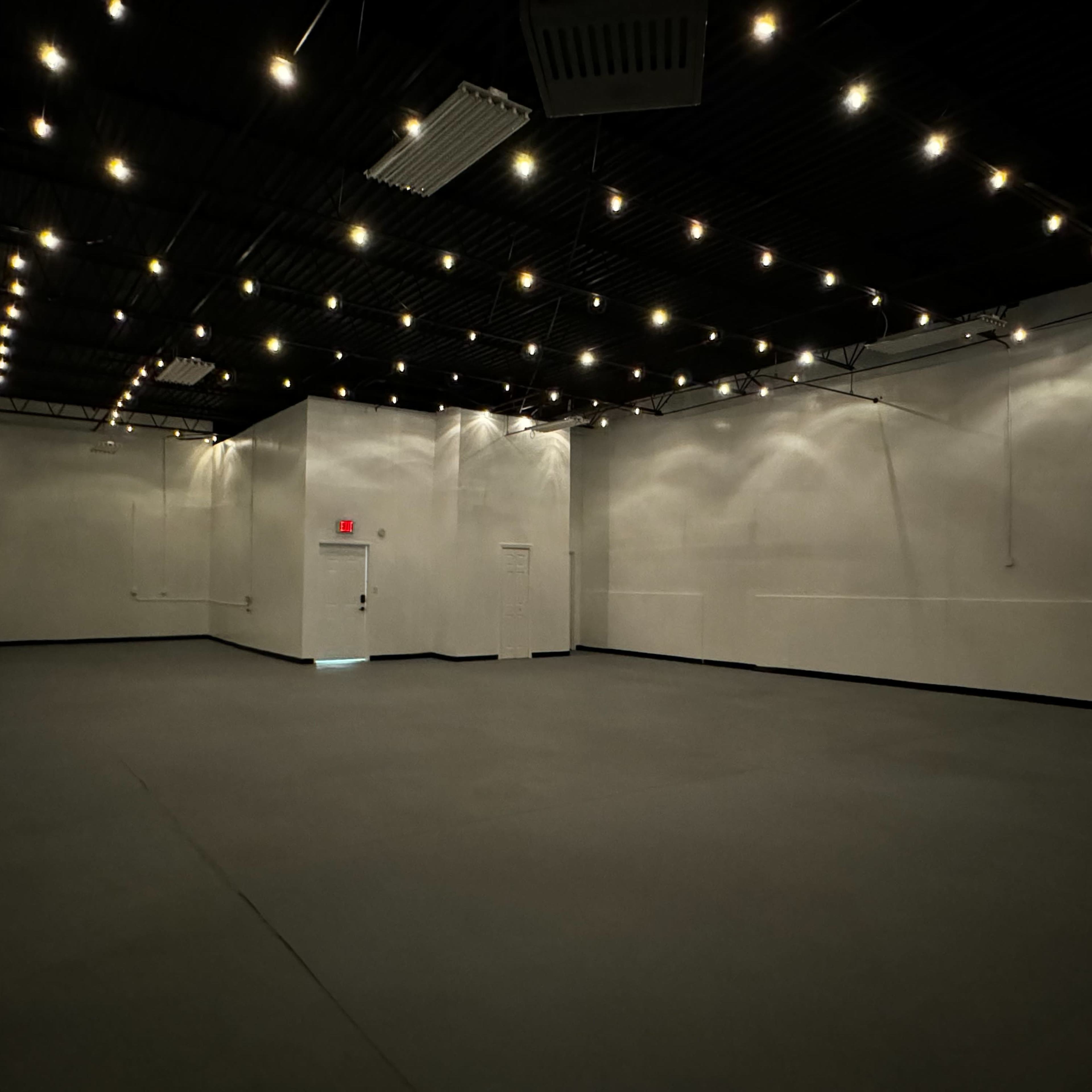 Newly Renovated Spacious Industrial Warehouse Image in , Atlanta, GA