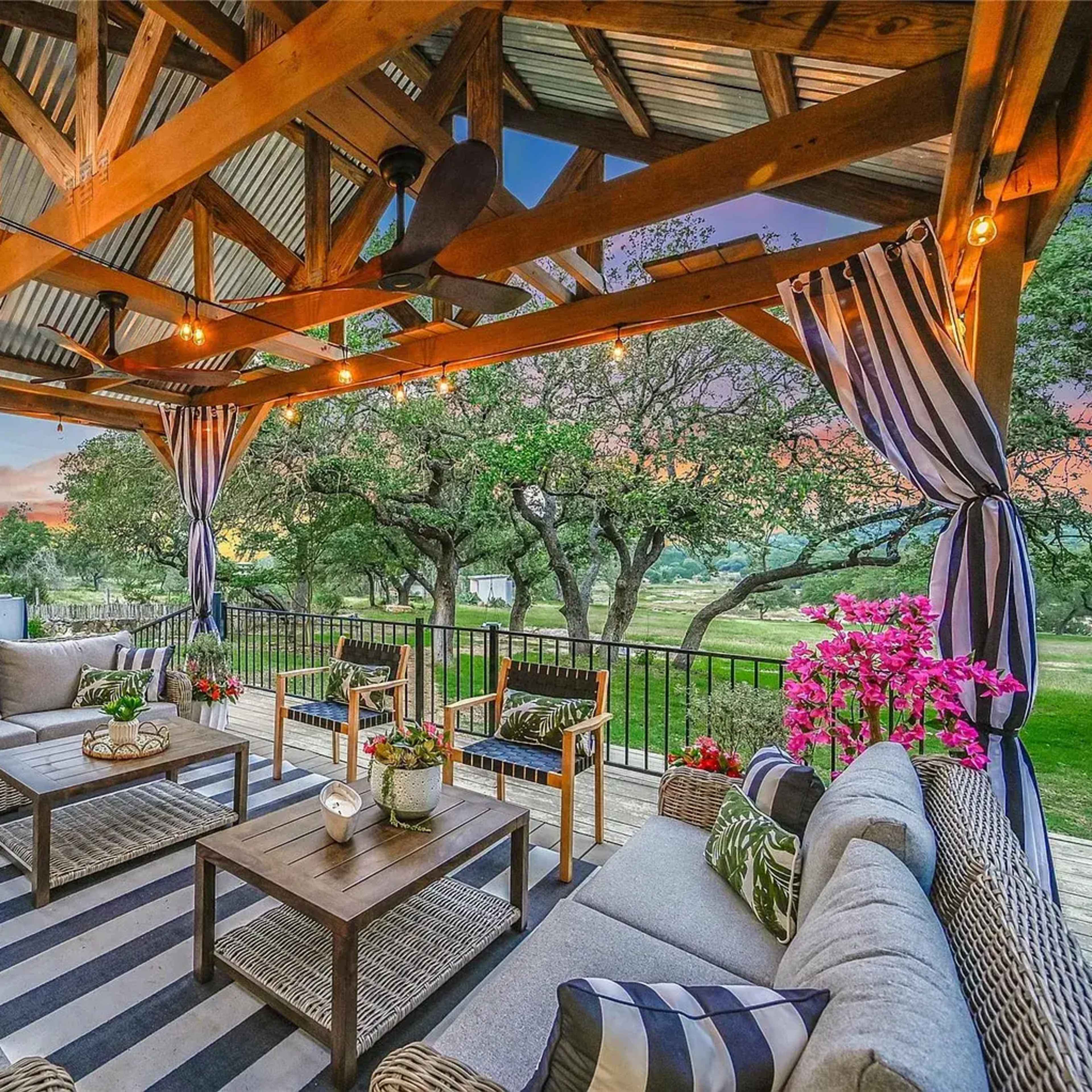 Escape to Luxury: Your Dream 5-Bedroom Country Retreat Awaits! Image in Canyon Lake, Fischer, TX