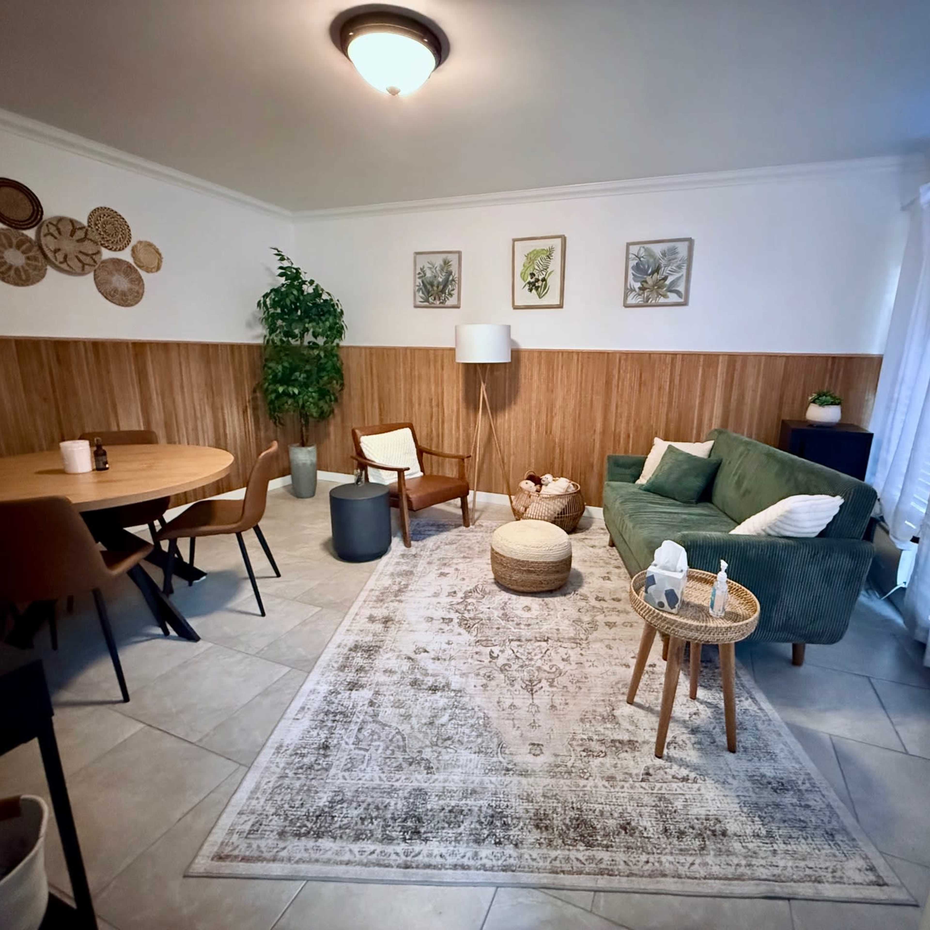 Cute, Quiet & Furnished Flex space in El Segundo Image in El Segundo, El Segundo, CA