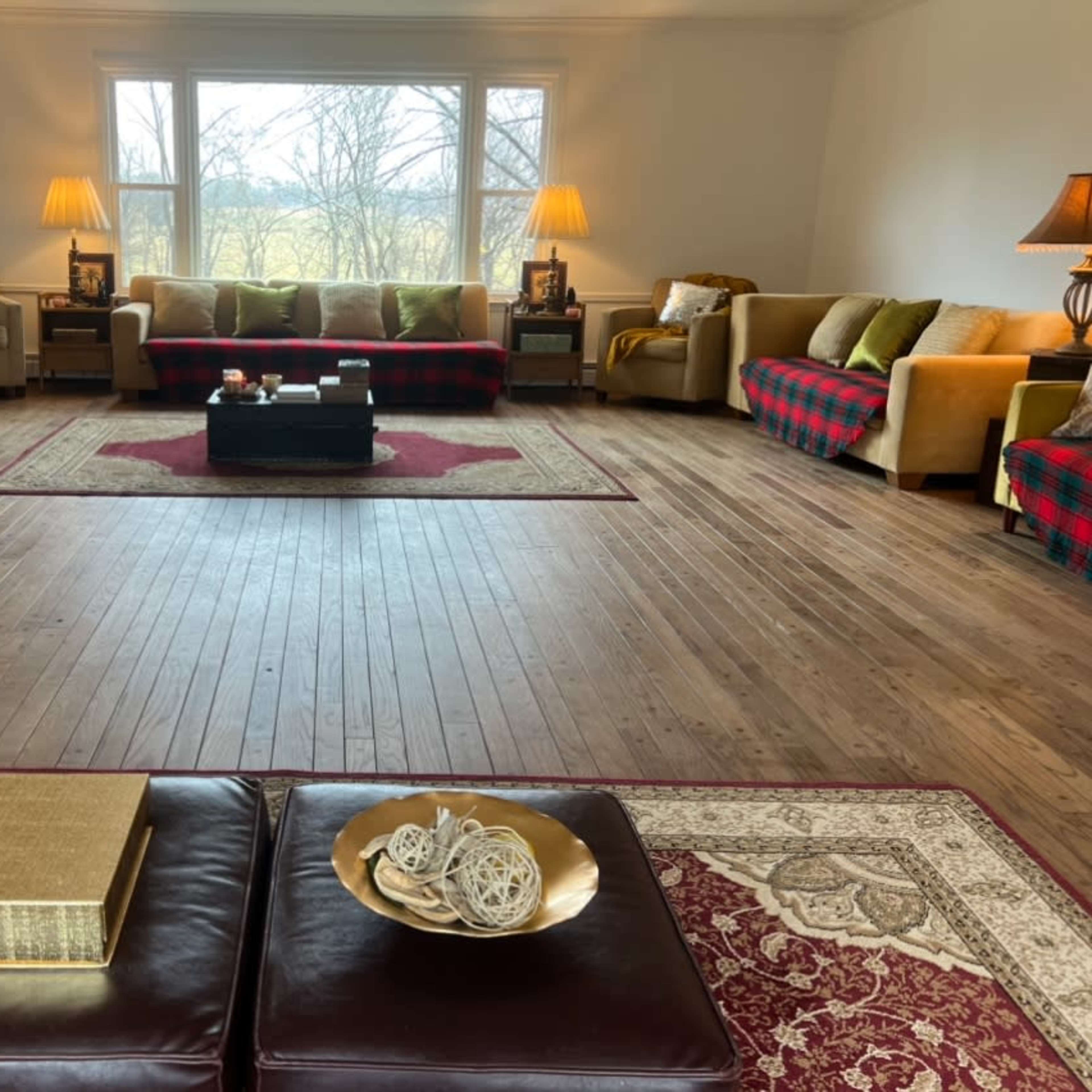 The Villa Farm: Rustic & Modern 23-Acre Secluded Retreat for Stays, Gatherings, Meetings, Photo & Video Shoots Image in Hillsborough Township, Hillsborough Township, NJ