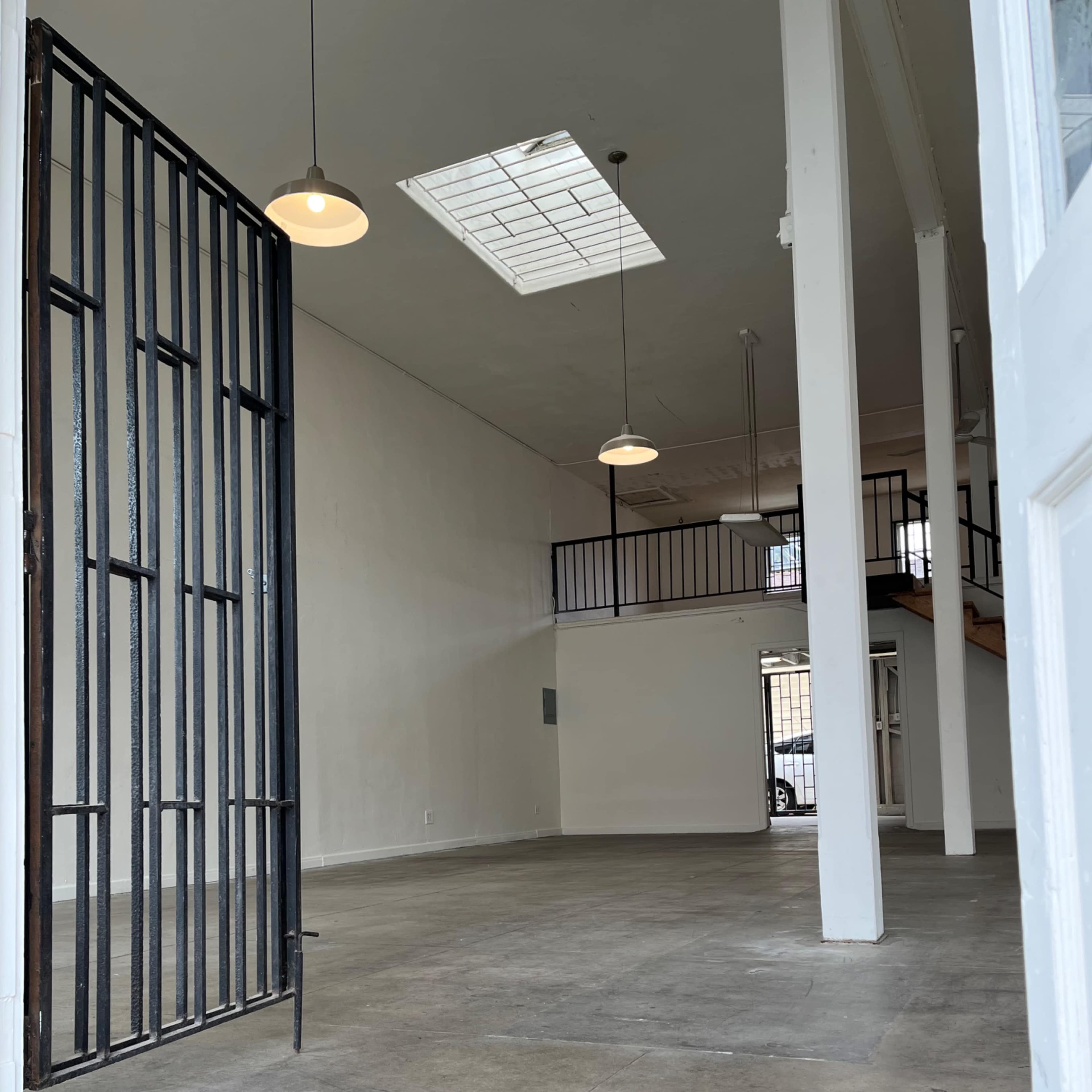 Large Long Beach Venue & studio space. Image in North Alamitos Beach, Long Beach, CA