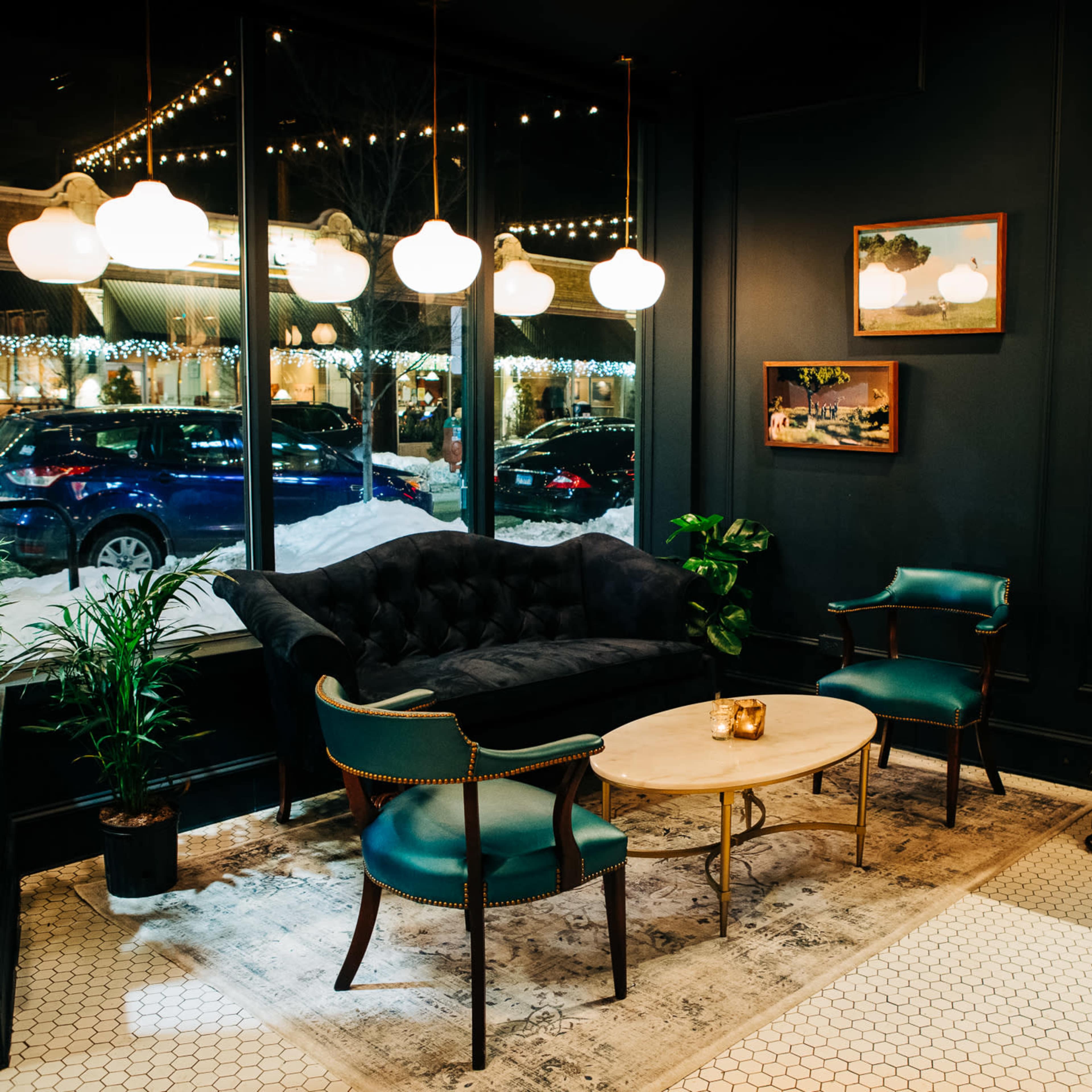 Cozy Downtown Cafe and Cocktail Lounge Image in Evanston, Evanston, IL