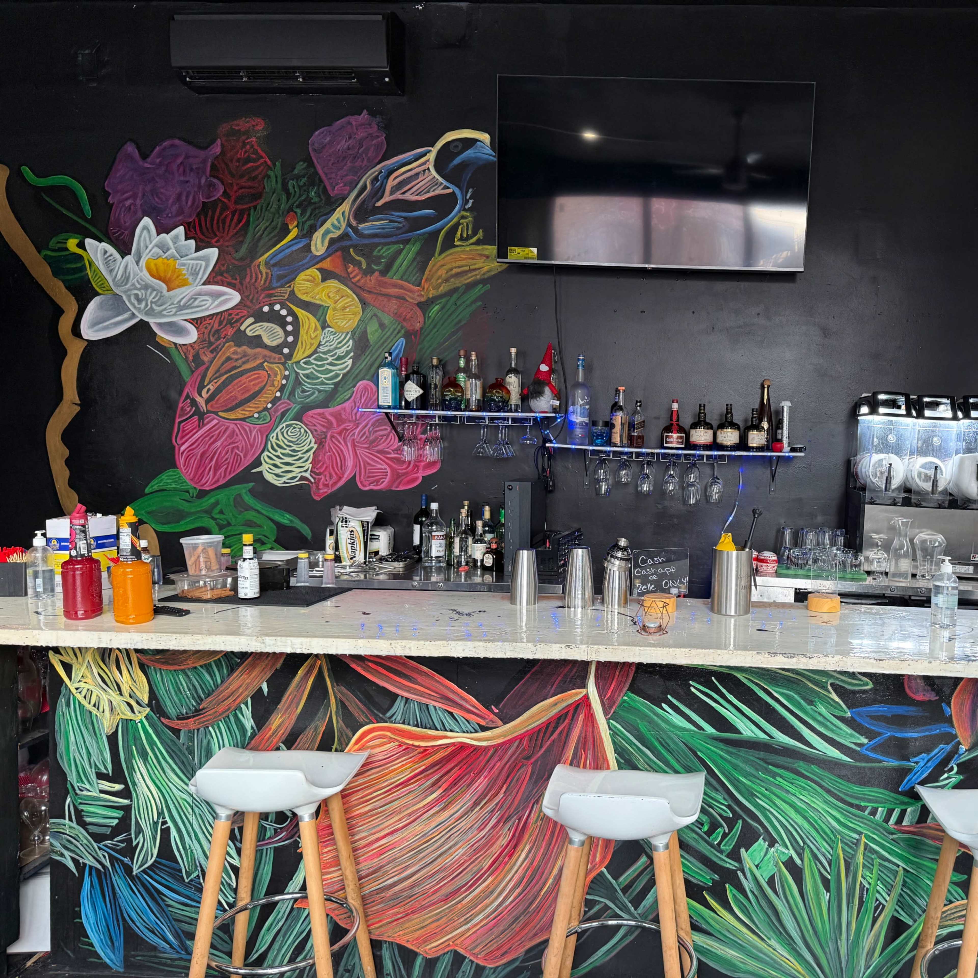 Brooklyn Restaurant with open kitchen Image in Bushwick, Brooklyn, NY