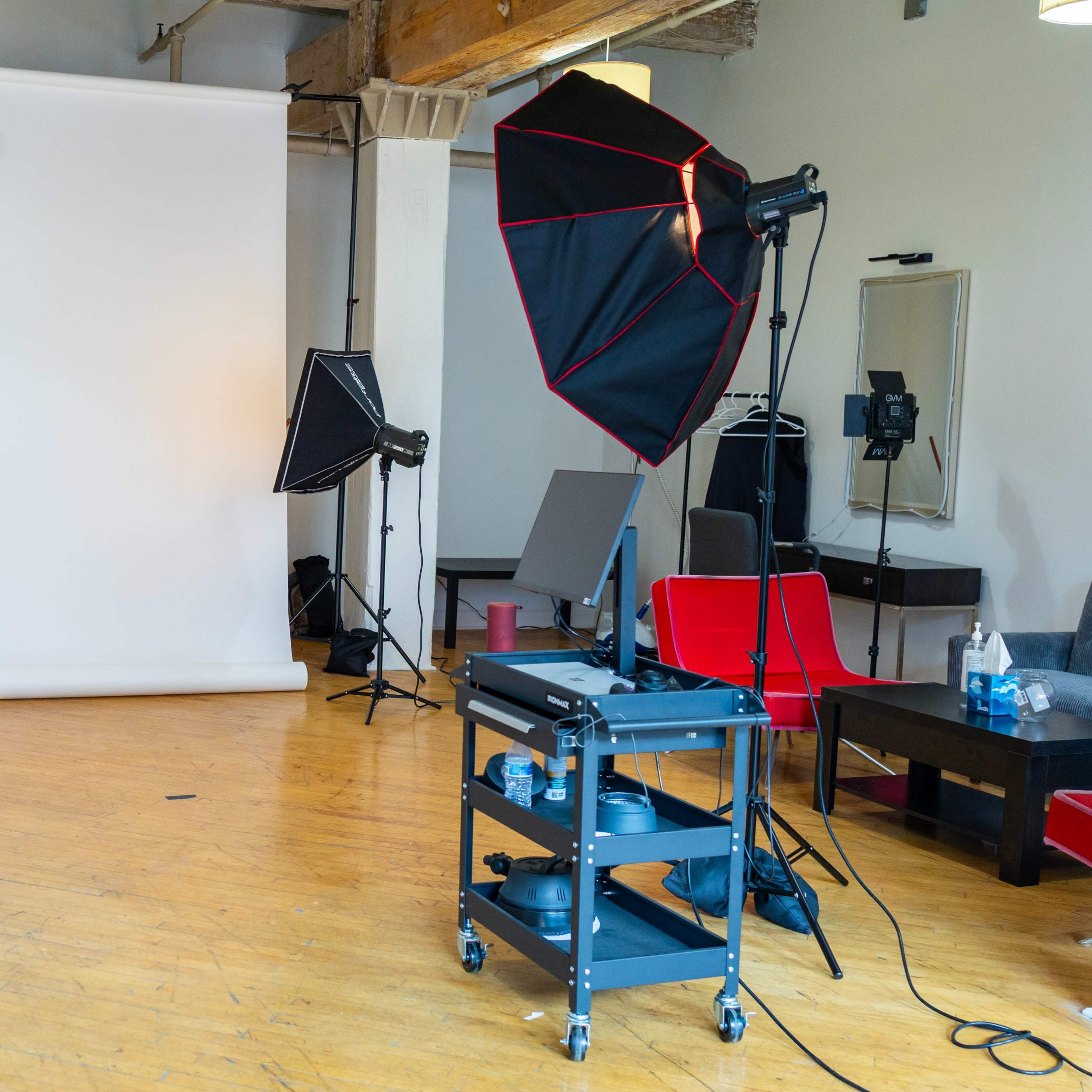 Ezellhphotography Studios  Image in Lower West Side, Chicago, IL