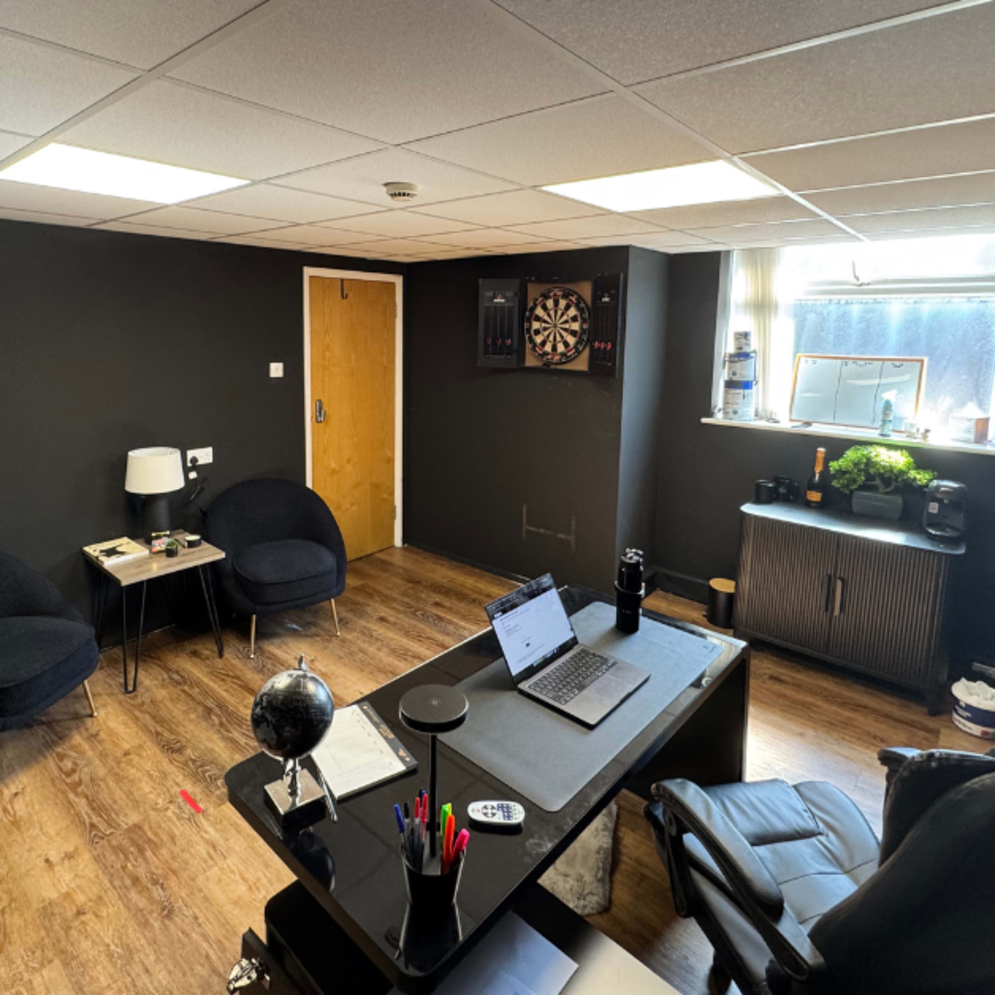 Homely, Spacious Office Image in Blackpool, Blackpool, England